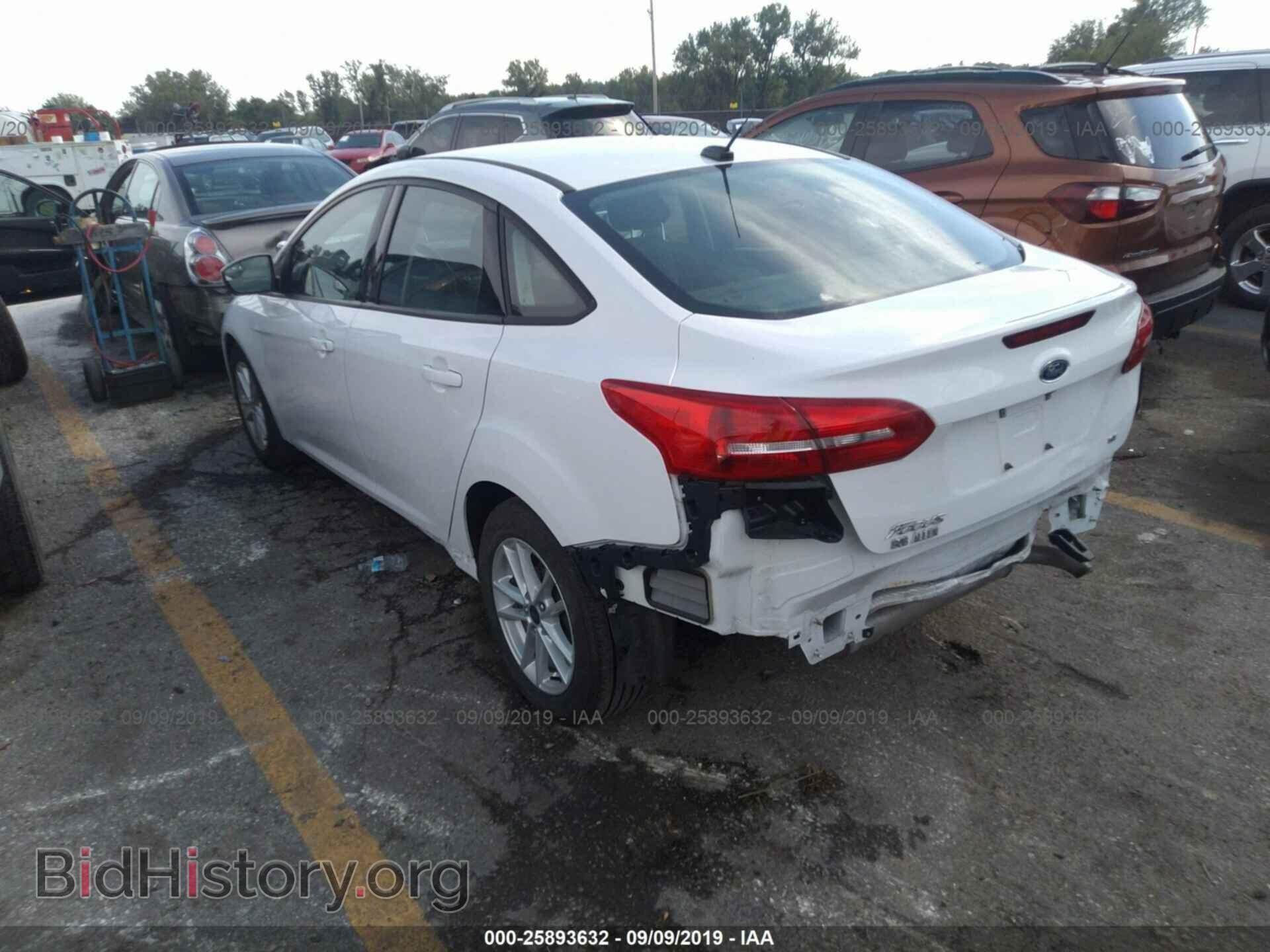 2017 FORD FOCUS - VIN: 1FADP3F27HL276893 - Фото 3