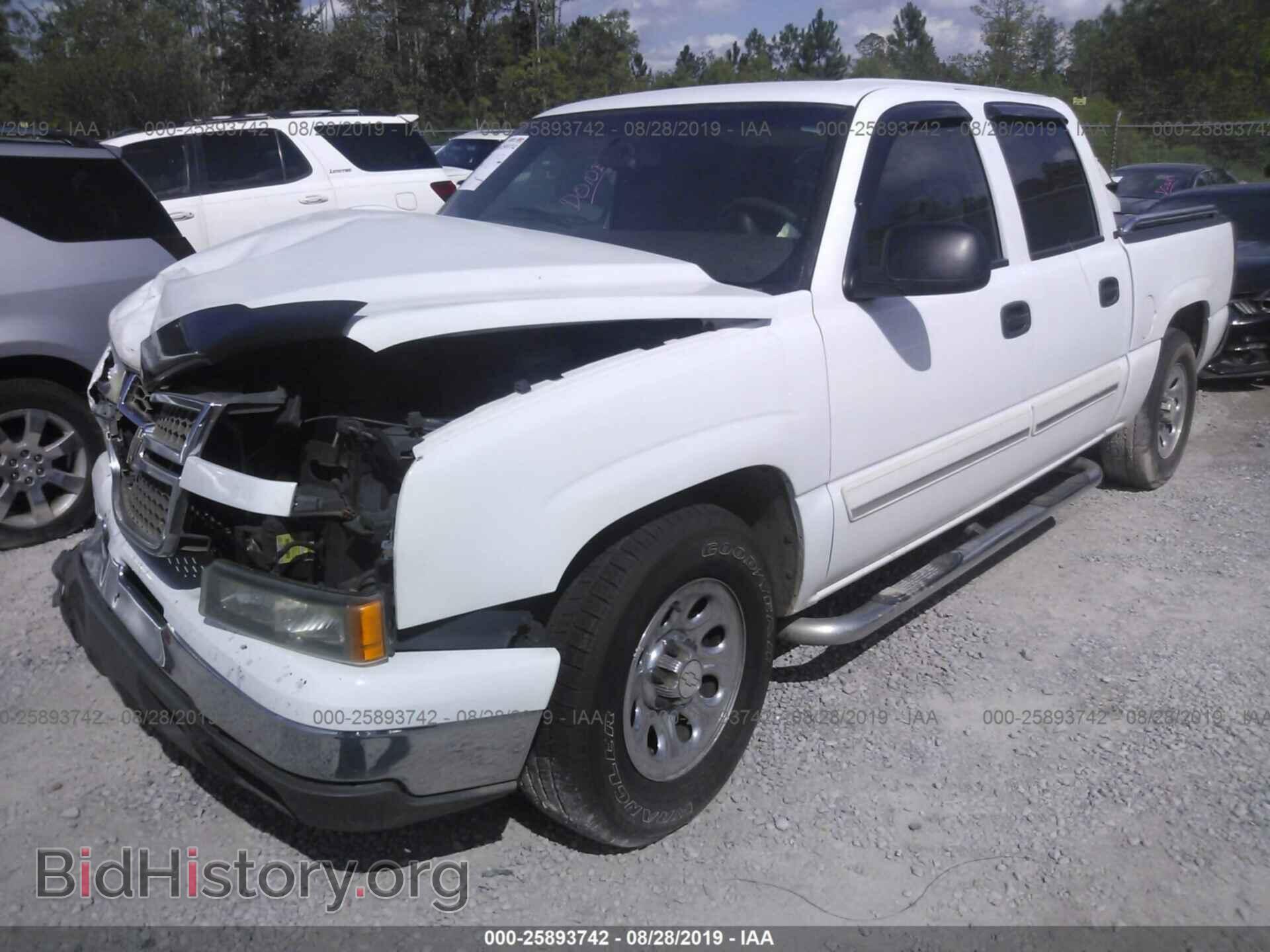 2006 CHEVROLET SILVERADO - VIN: 2GCEC13V061342815 - Фото 2