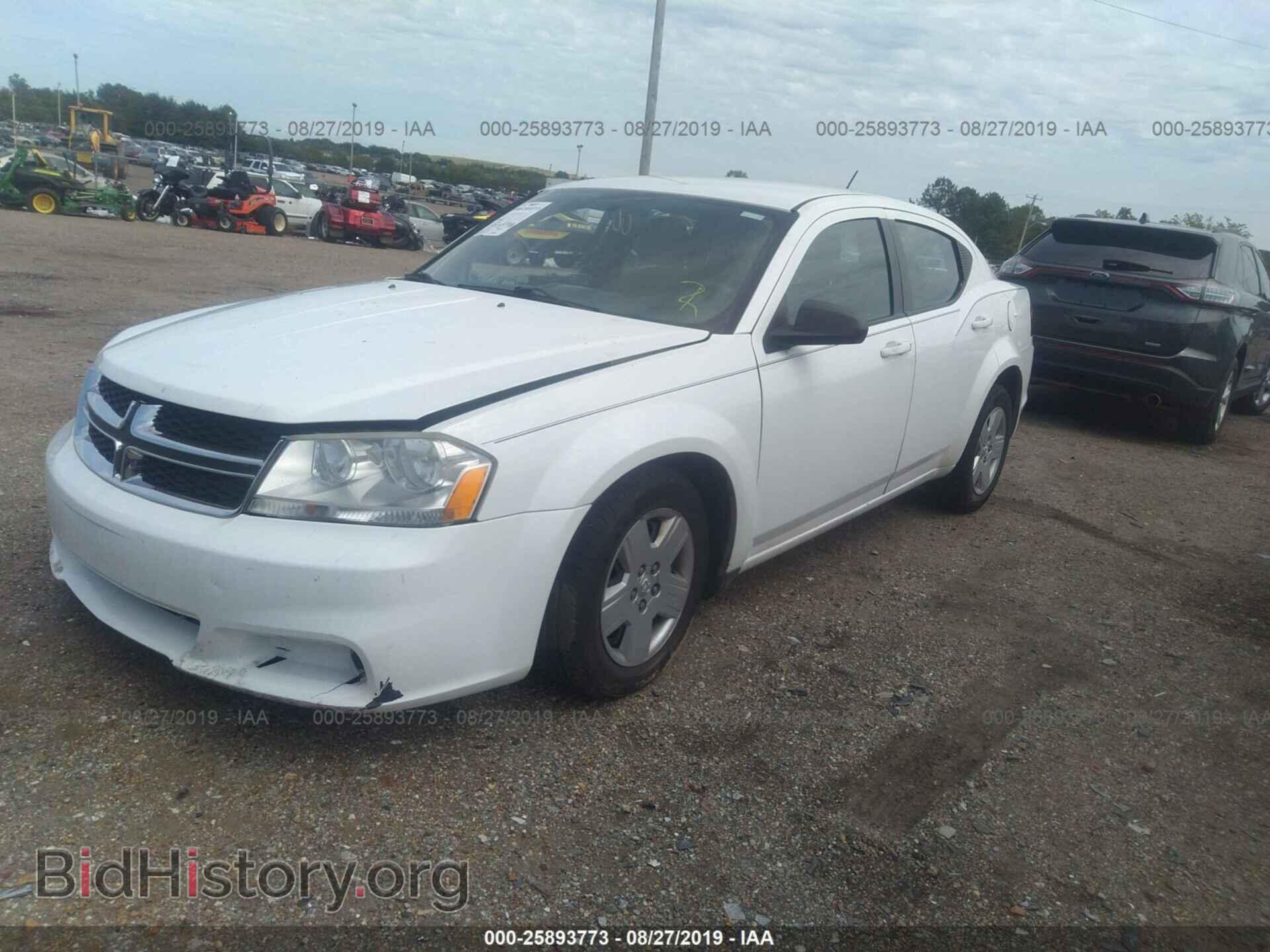2011 DODGE AVENGER - VIN: 1B3BD4FB2BN616934 - Фото 2