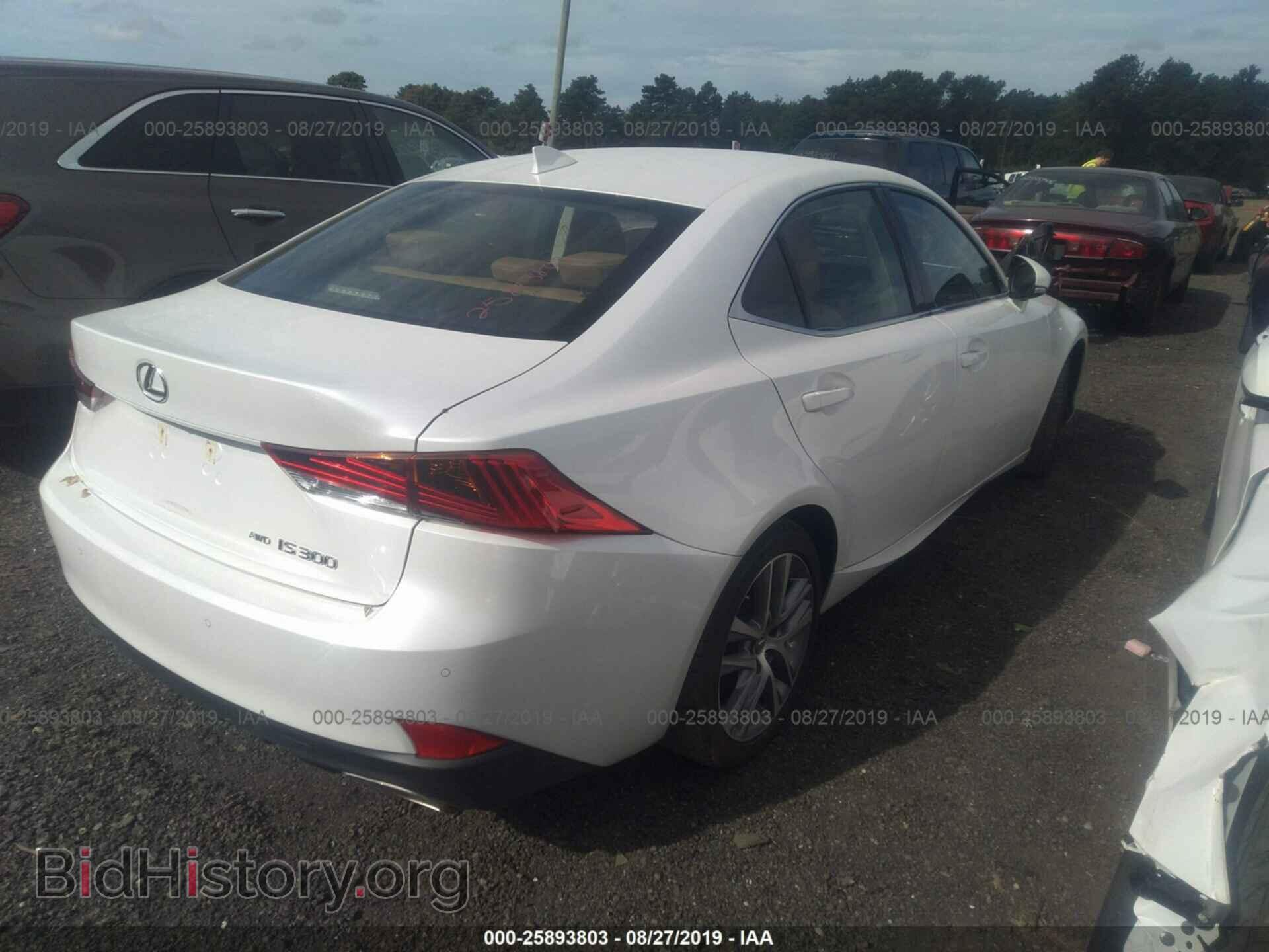 2019 LEXUS IS - VIN: JTHC81D29K5035602 - Фото 4