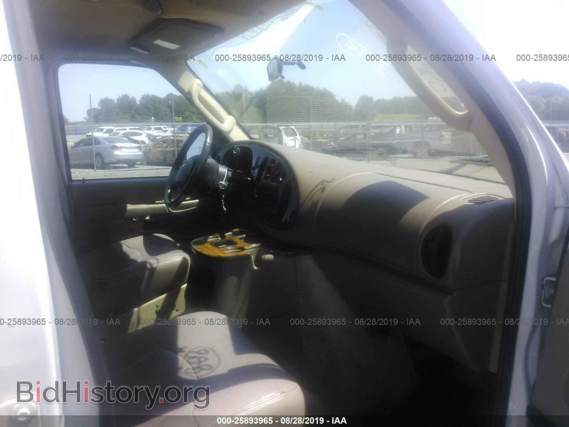 2004 FORD ECONOLINE - VIN: 1FDRE14L74HA92102 - Photo 5