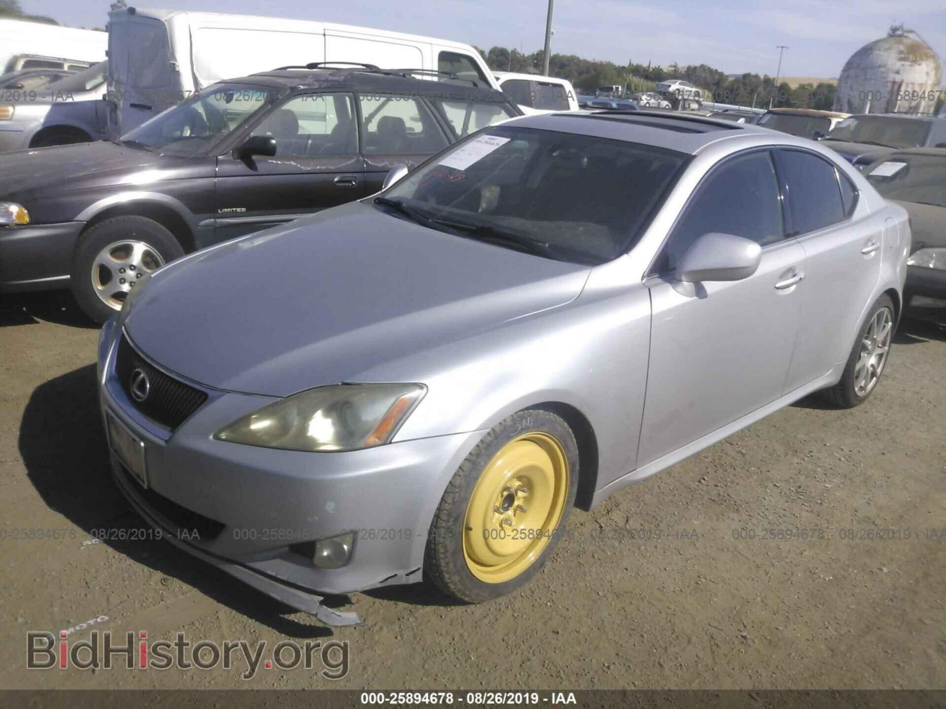 2008 LEXUS IS - VIN: JTHBE262682015504 - Фото 2