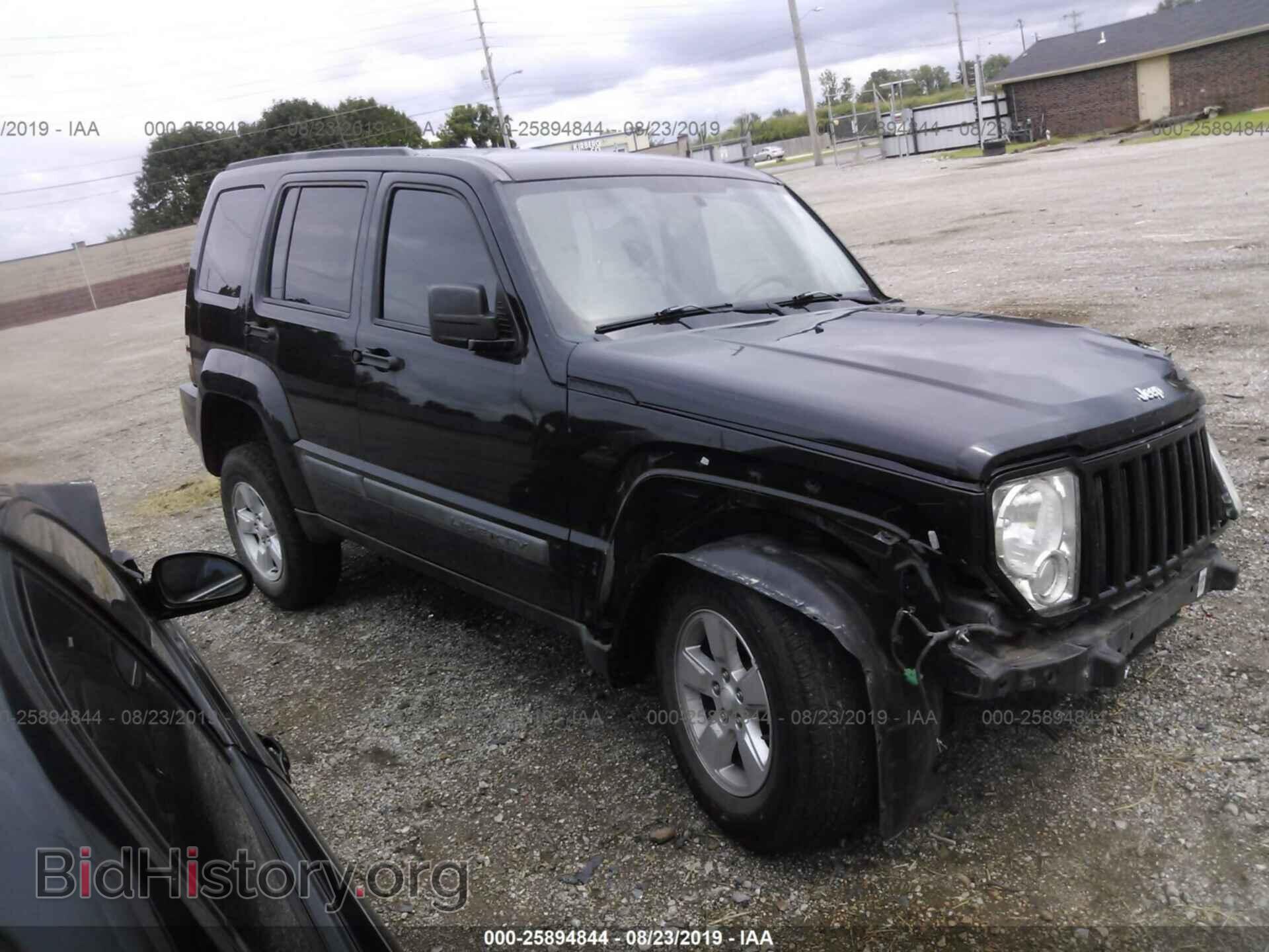 Фотография 1J4PN2GK2BW518088 - JEEP LIBERTY 2011