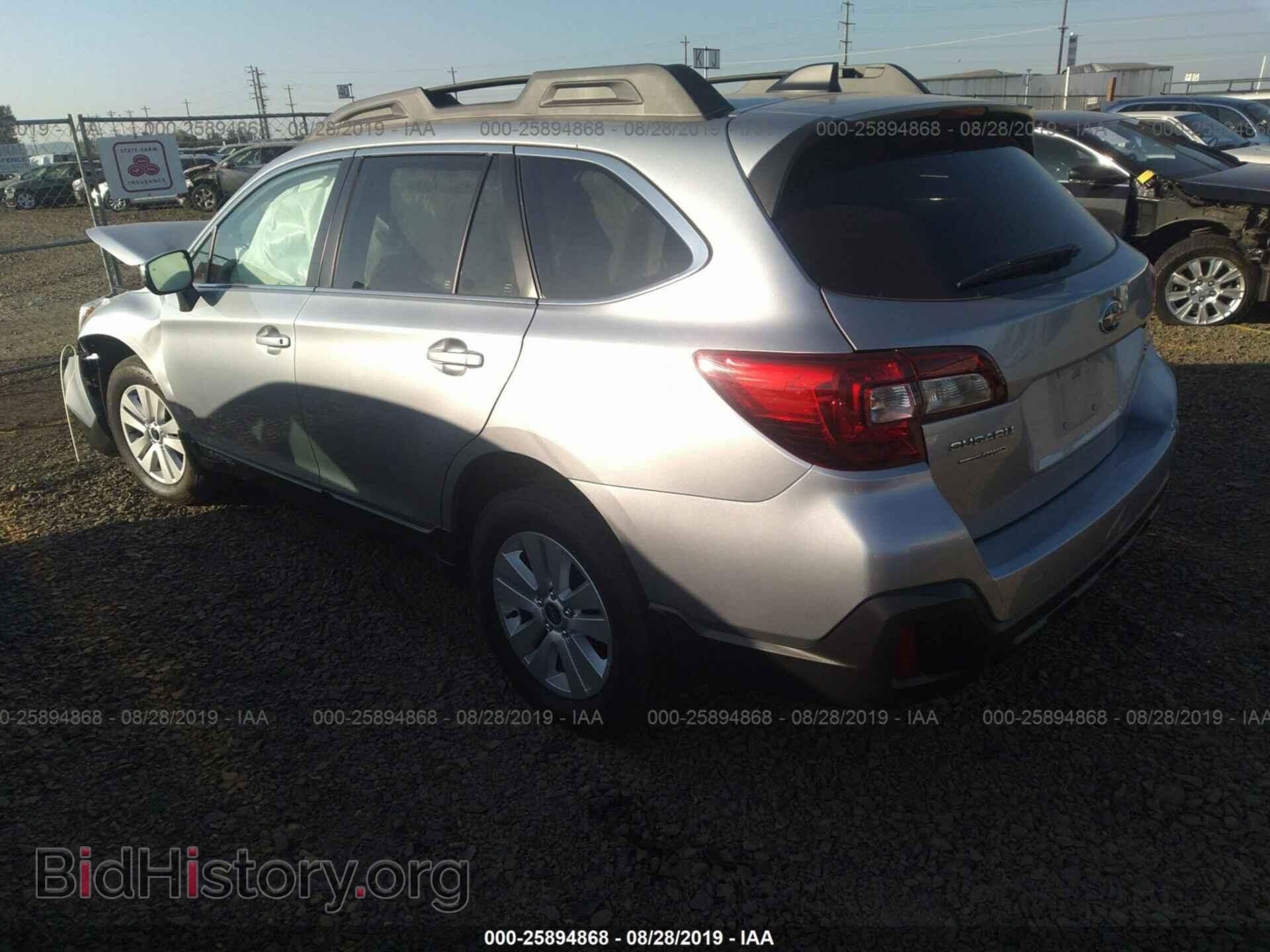 2019 SUBARU OUTBACK - VIN: 4S4BSAFC6K3216863 - Фото 3