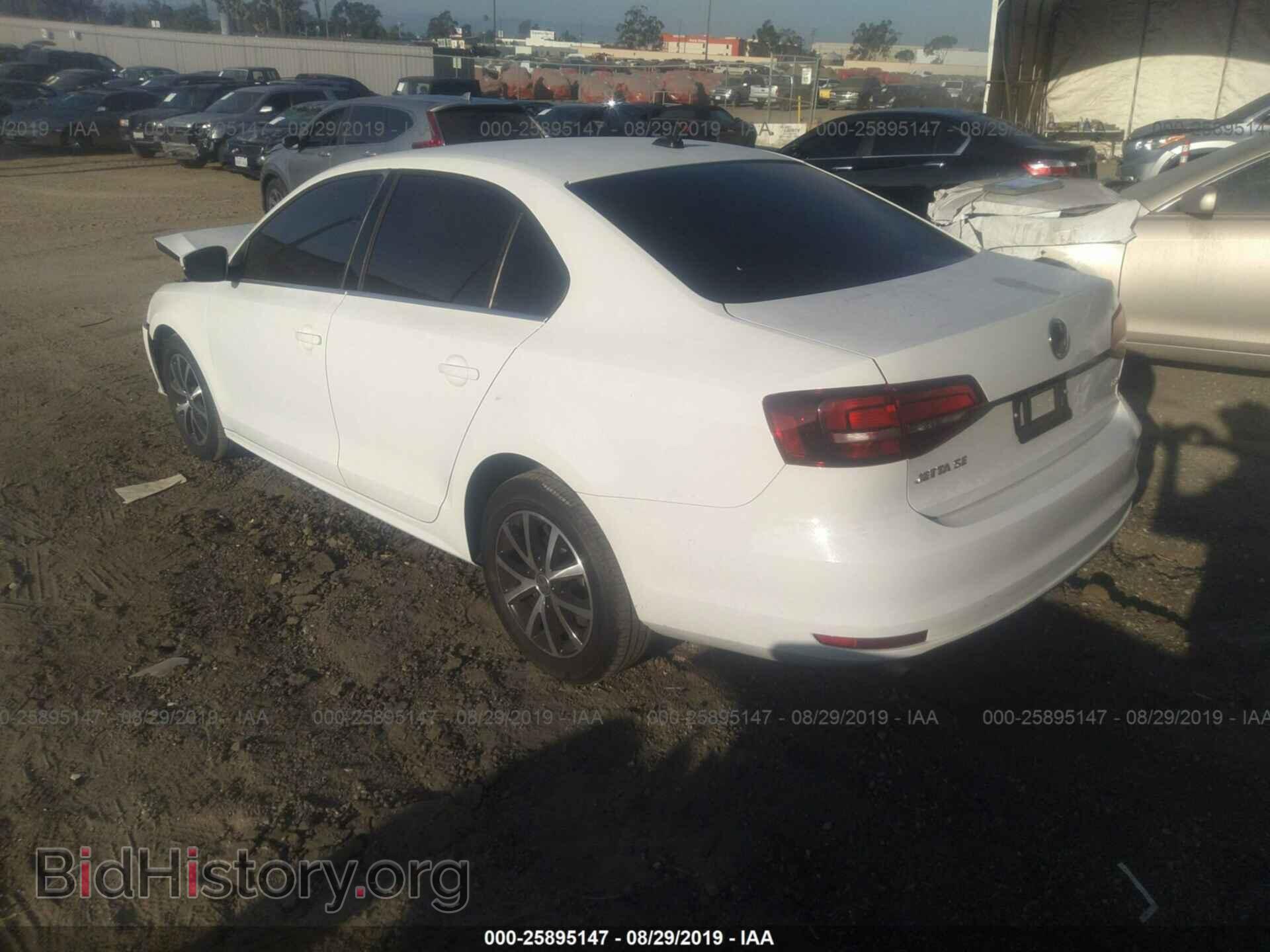 2017 VOLKSWAGEN JETTA - VIN: 3VWDB7AJ9HM325683 - Фото 3