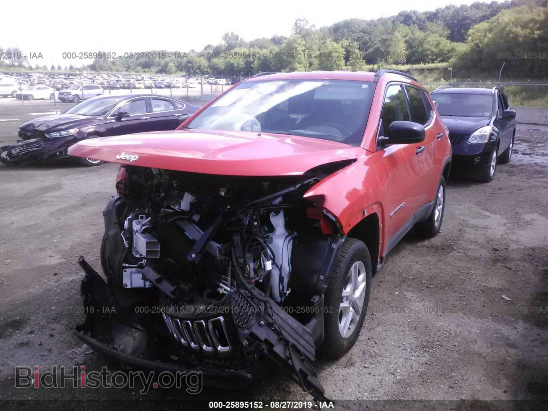 2018 JEEP COMPASS - VIN: 3C4NJDAB2JT139545 - Фото 2