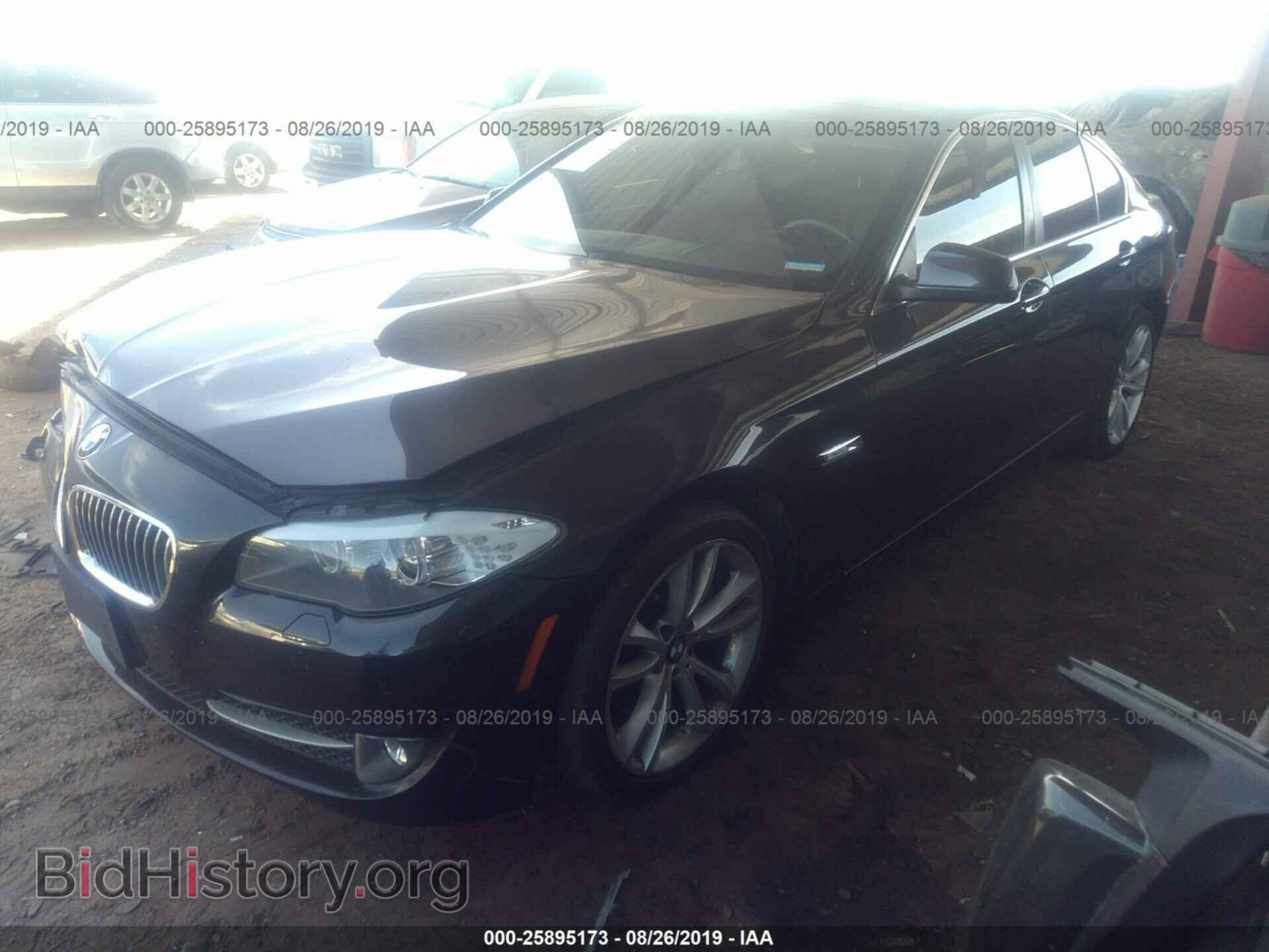 2013 BMW 528 - VIN: WBAXH5C50DD108397 - Фото 2
