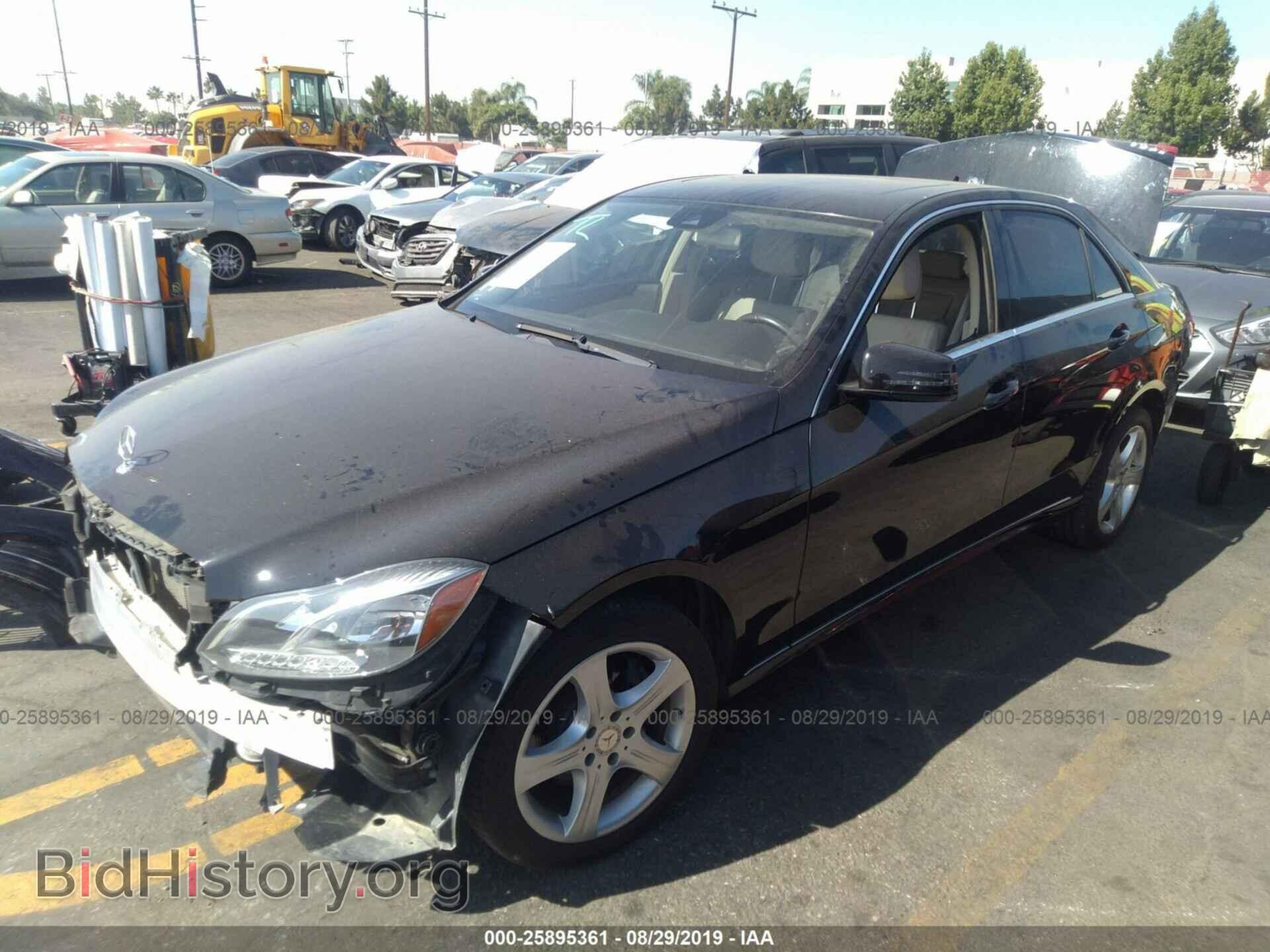 2014 MERCEDES-BENZ E - VIN: WDDHF5KB9EA779452 - Фото 2