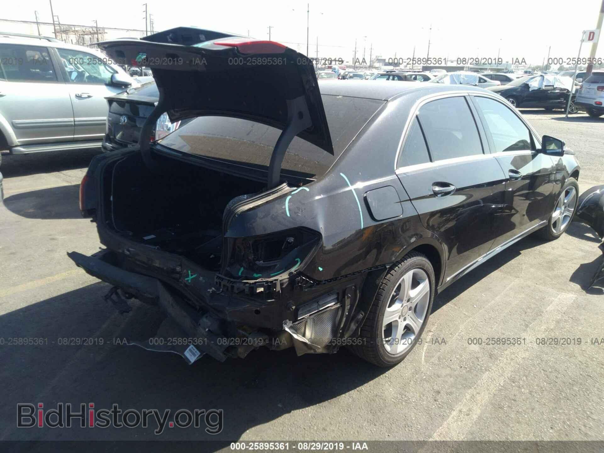 2014 MERCEDES-BENZ E - VIN: WDDHF5KB9EA779452 - Фото 4