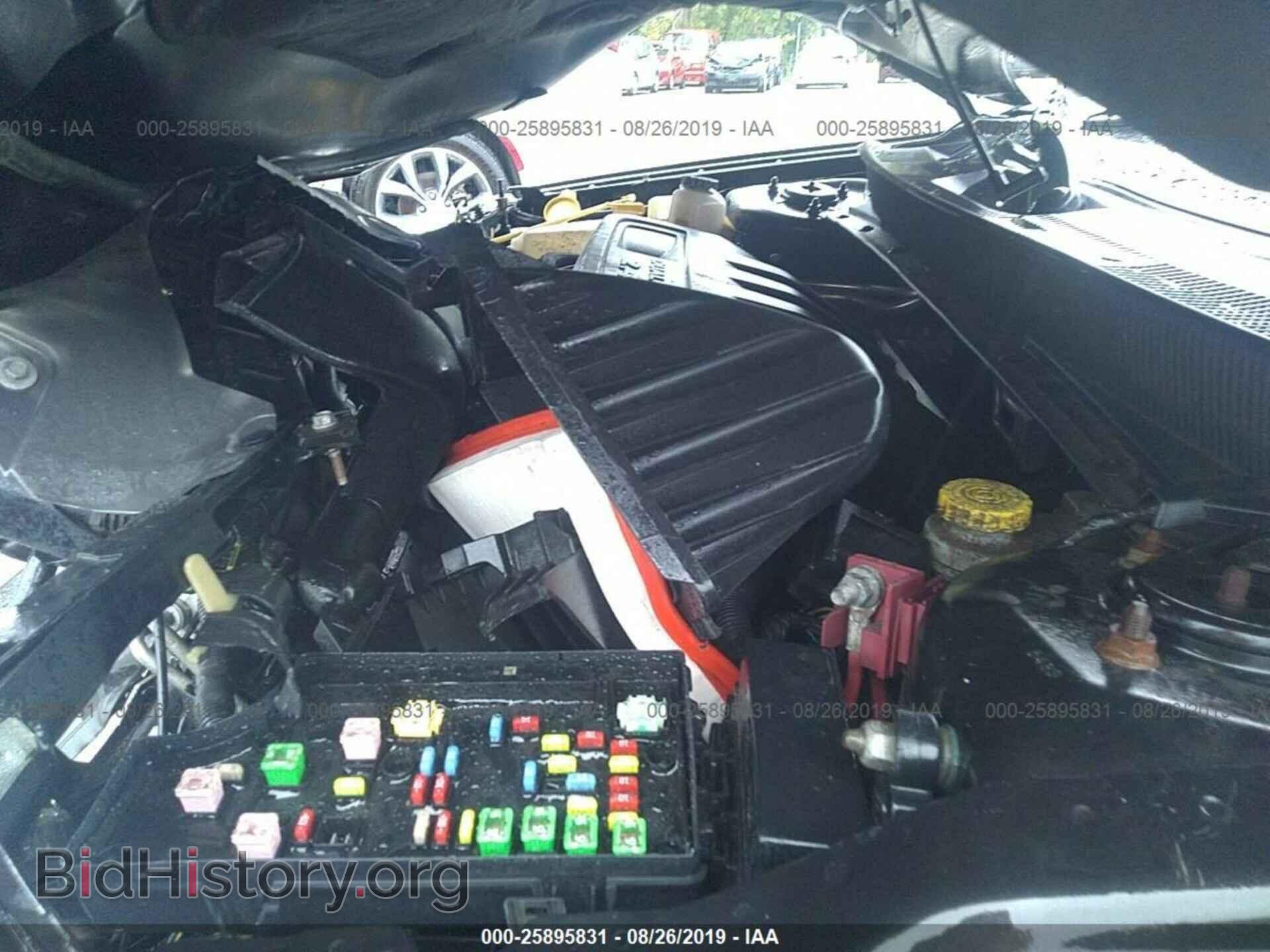 2010 CHRYSLER SEBRING - VIN: 1C3CC5FB0AN145896 - Фото 10