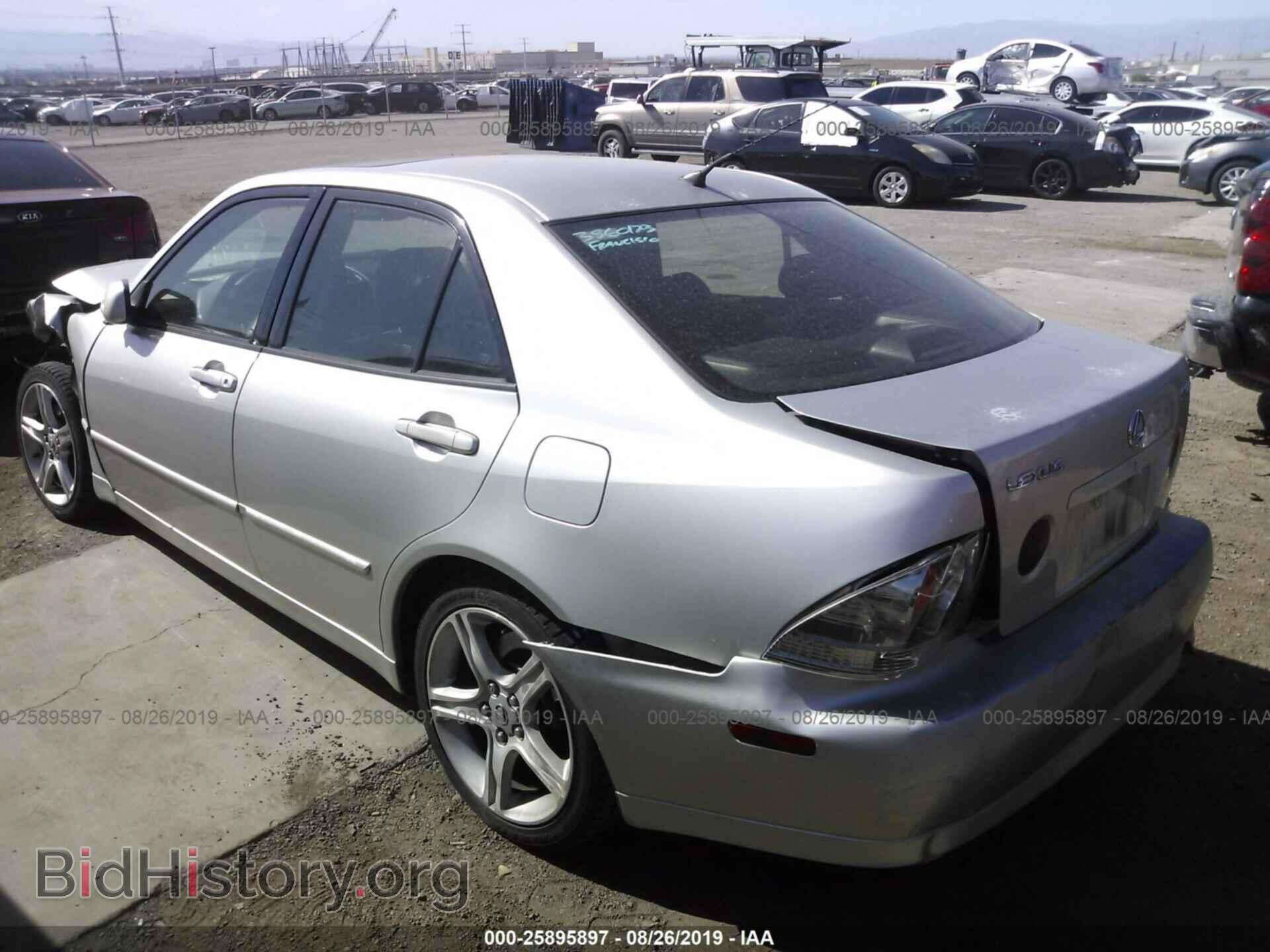 2002 LEXUS IS - VIN: JTHBD192520051602 - Photo 3