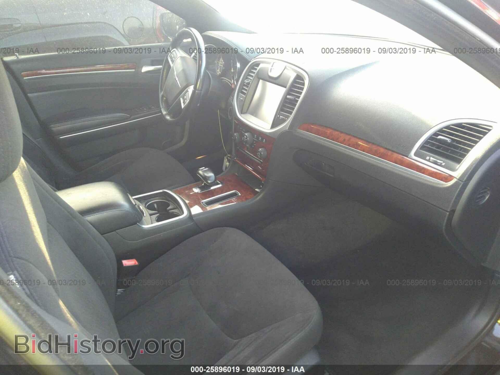2012 CHRYSLER 300 - VIN: 2C3CCAAG1CH182463 - Photo 5