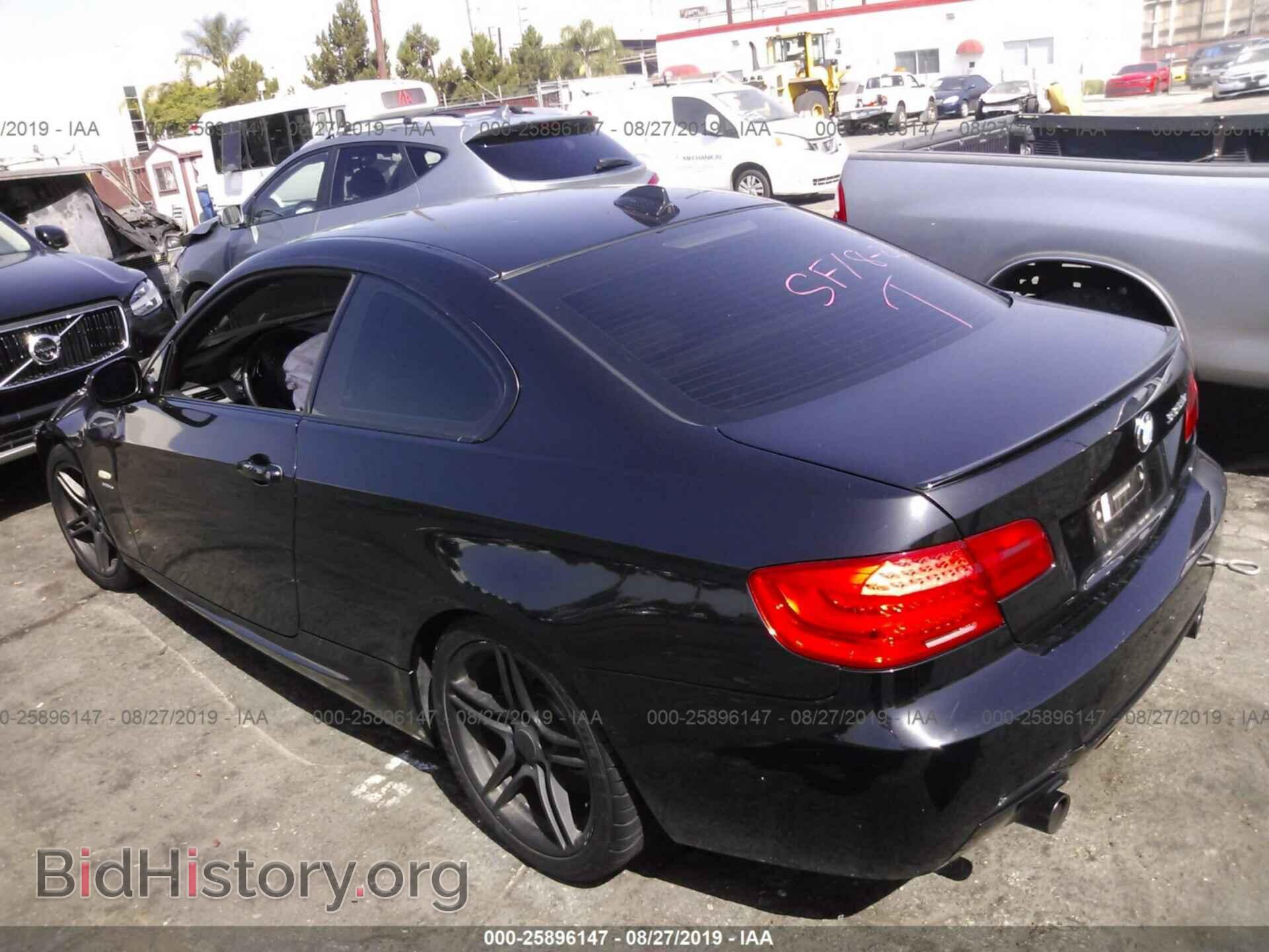 2011 BMW 335 - VIN: WBAKG1C54BE617423 - Фото 3