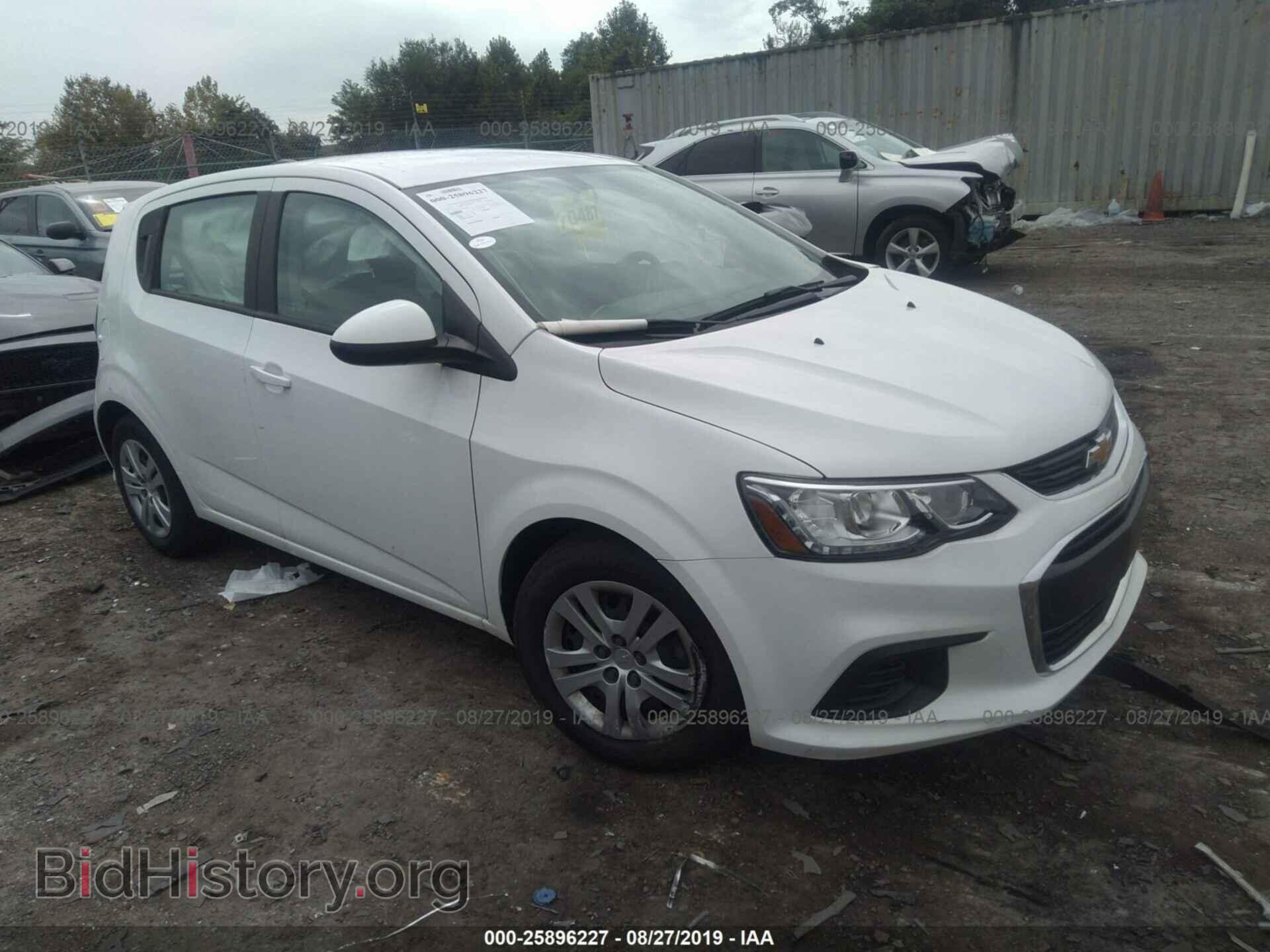 Photo 1G1JG6SG4H4165883 - CHEVROLET SONIC 2017