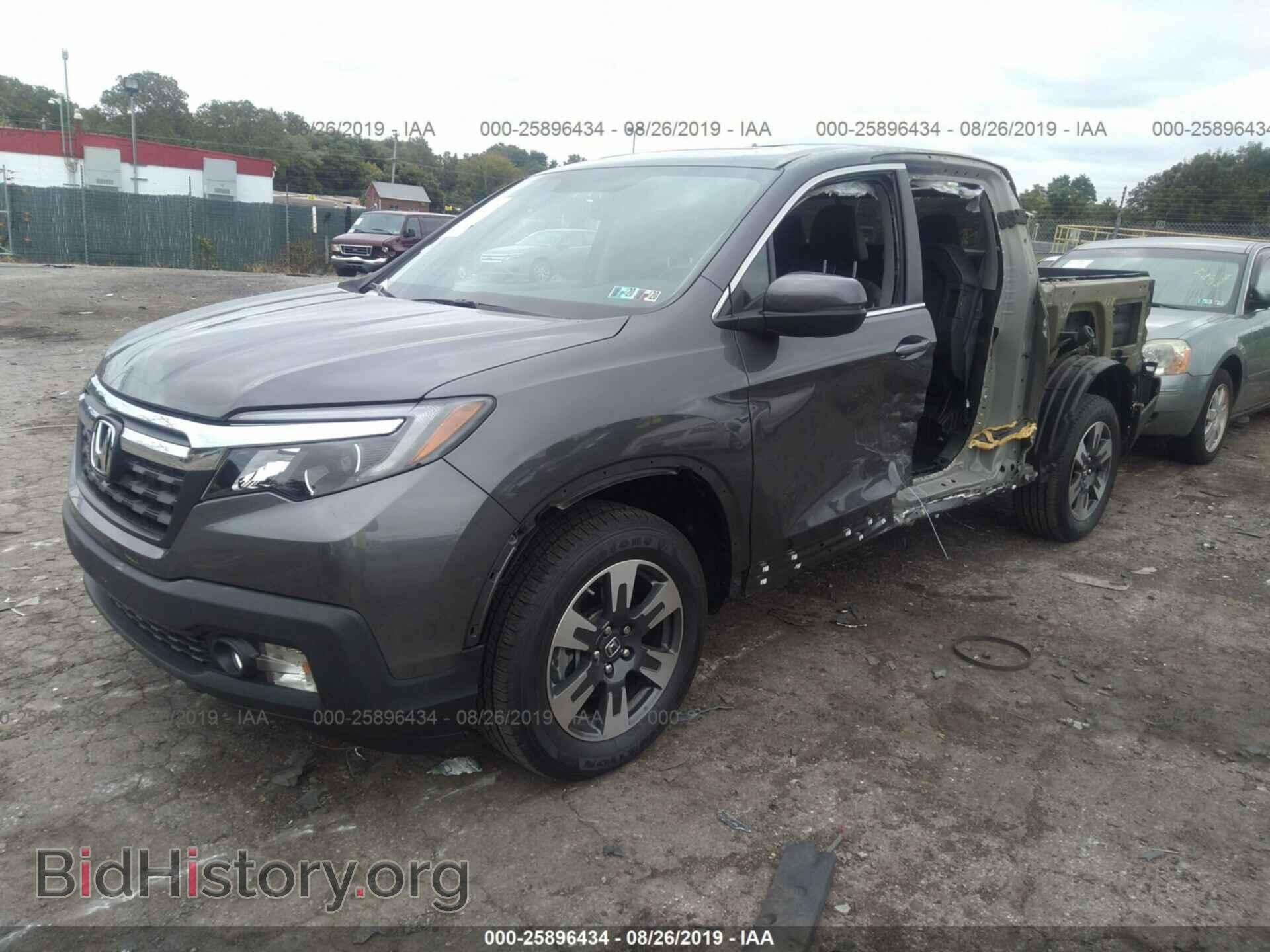 2019 HONDA RIDGELINE - VIN: 5FPYK3F67KB020932 - Фото 2