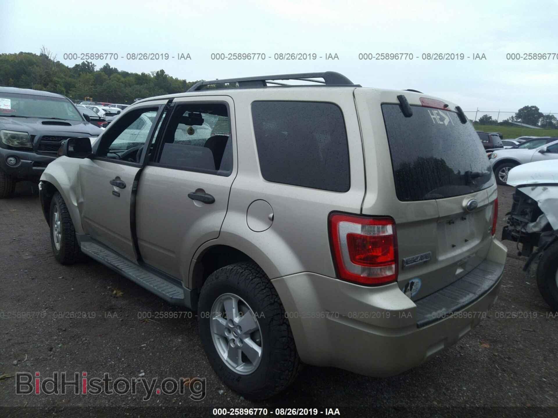 2011 FORD ESCAPE - VIN: 1FMCU9DG8BKA06077 - Photo 3