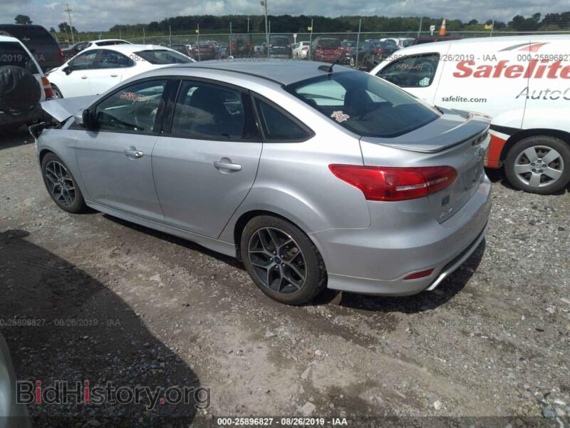 2016 Ford FOCUS (VIN 1FADP3F20GL313328) — photo 3 of 10