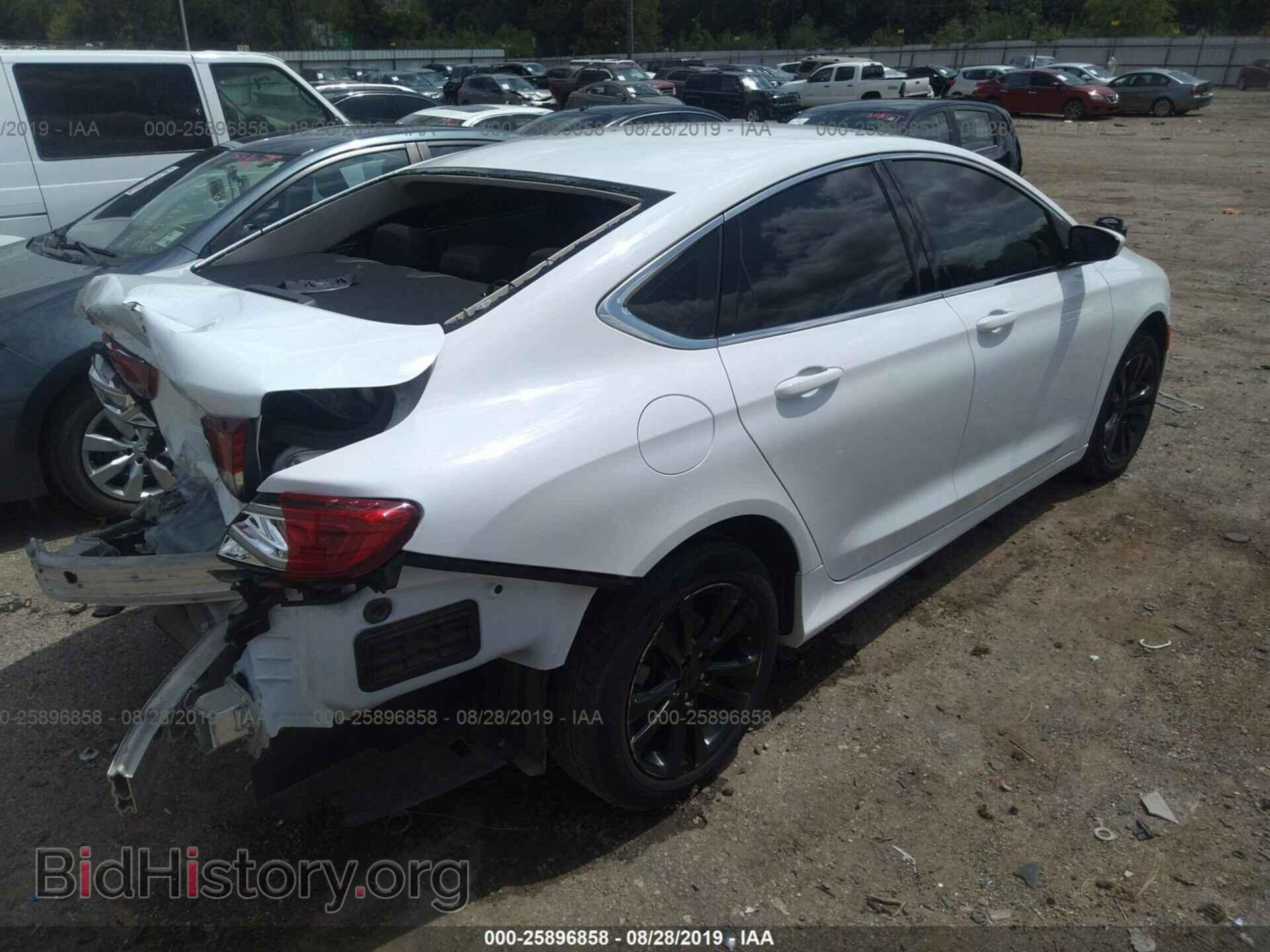 2016 CHRYSLER 200 - VIN: 1C3CCCFB0GN196456 - Photo 4