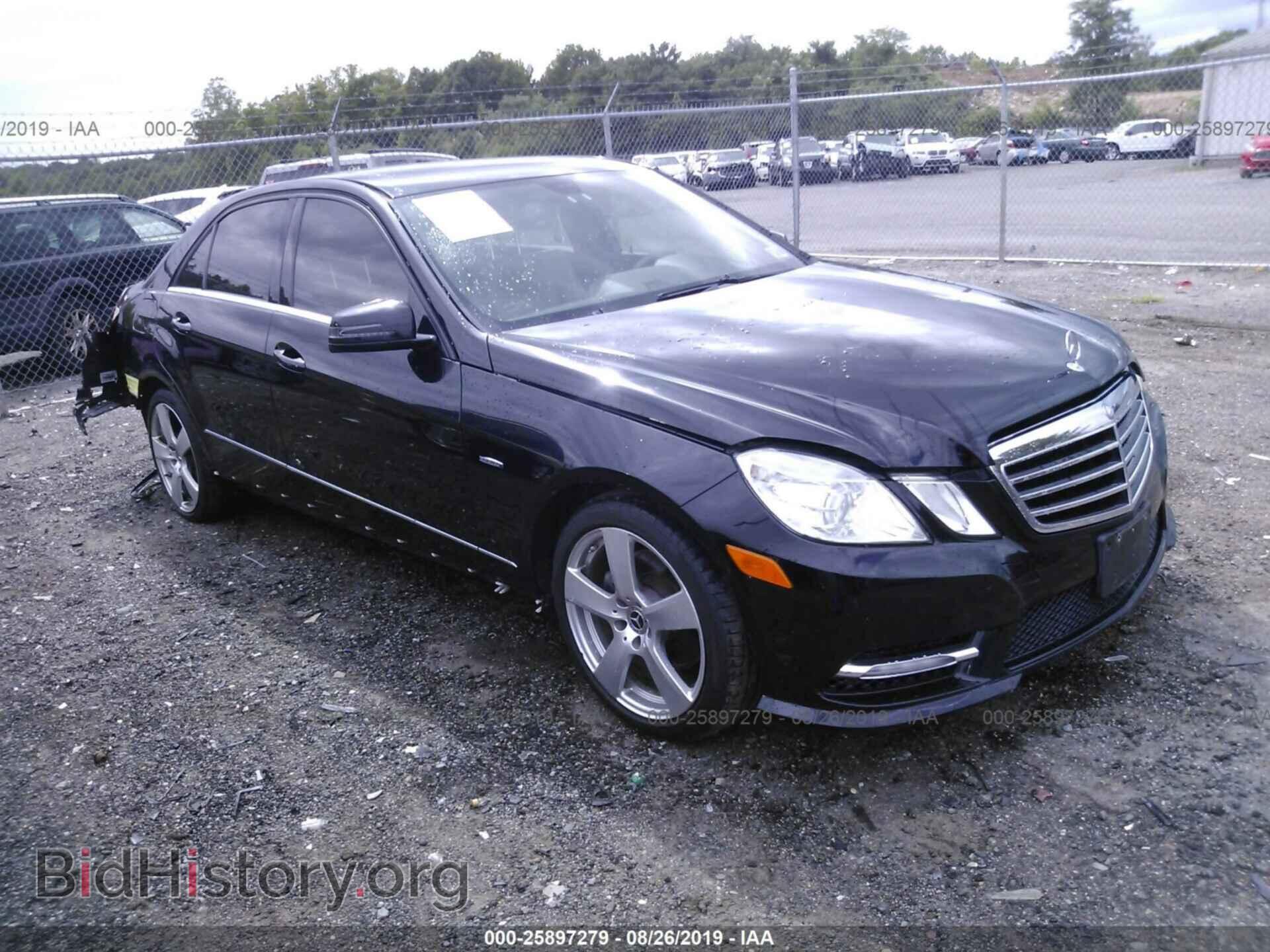 Photo WDDHF8JB0CA622201 - MERCEDES-BENZ E 2012