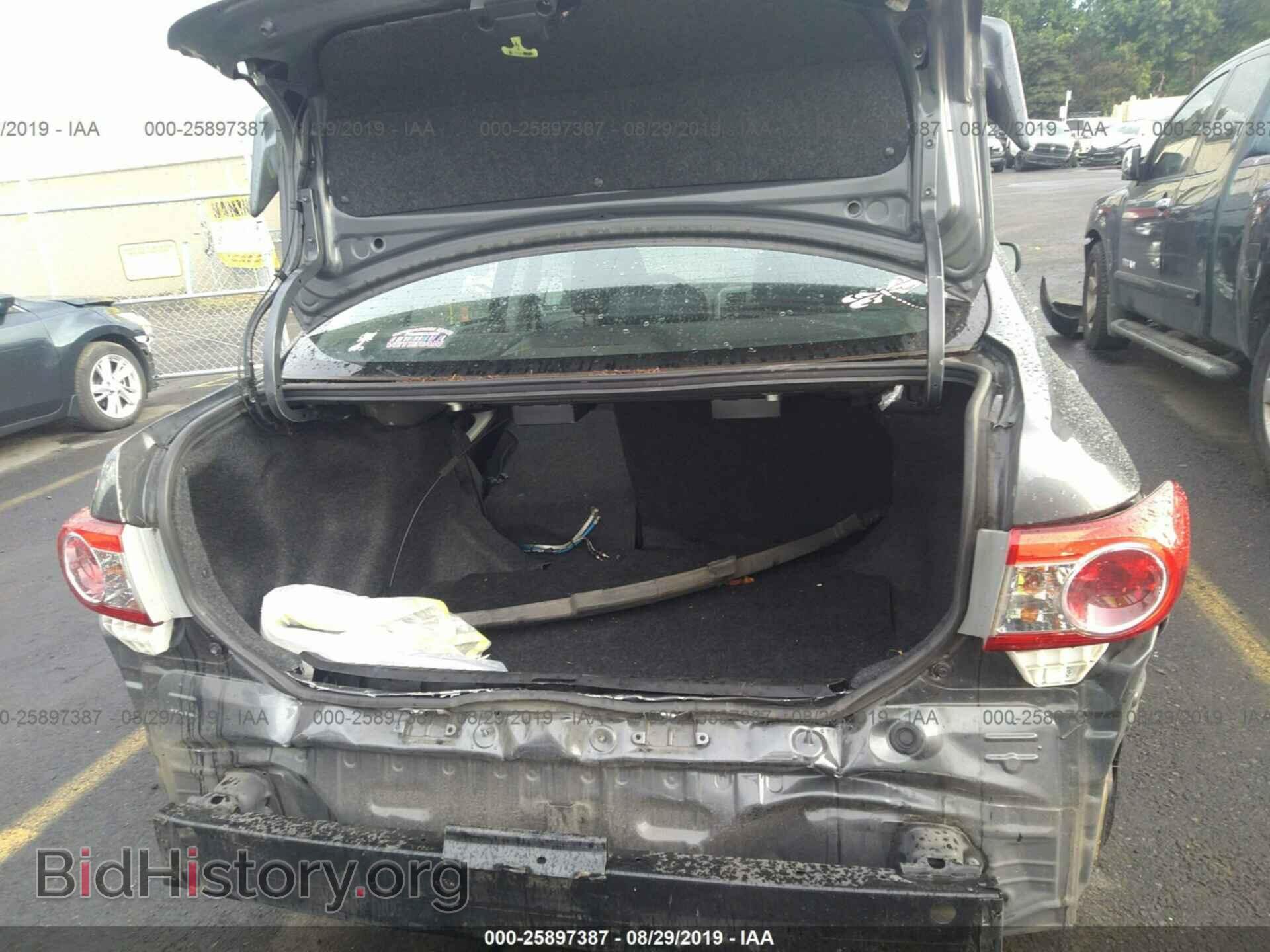 2011 TOYOTA COROLLA - VIN: 2T1BU4EE6BC693822 - Фото 6