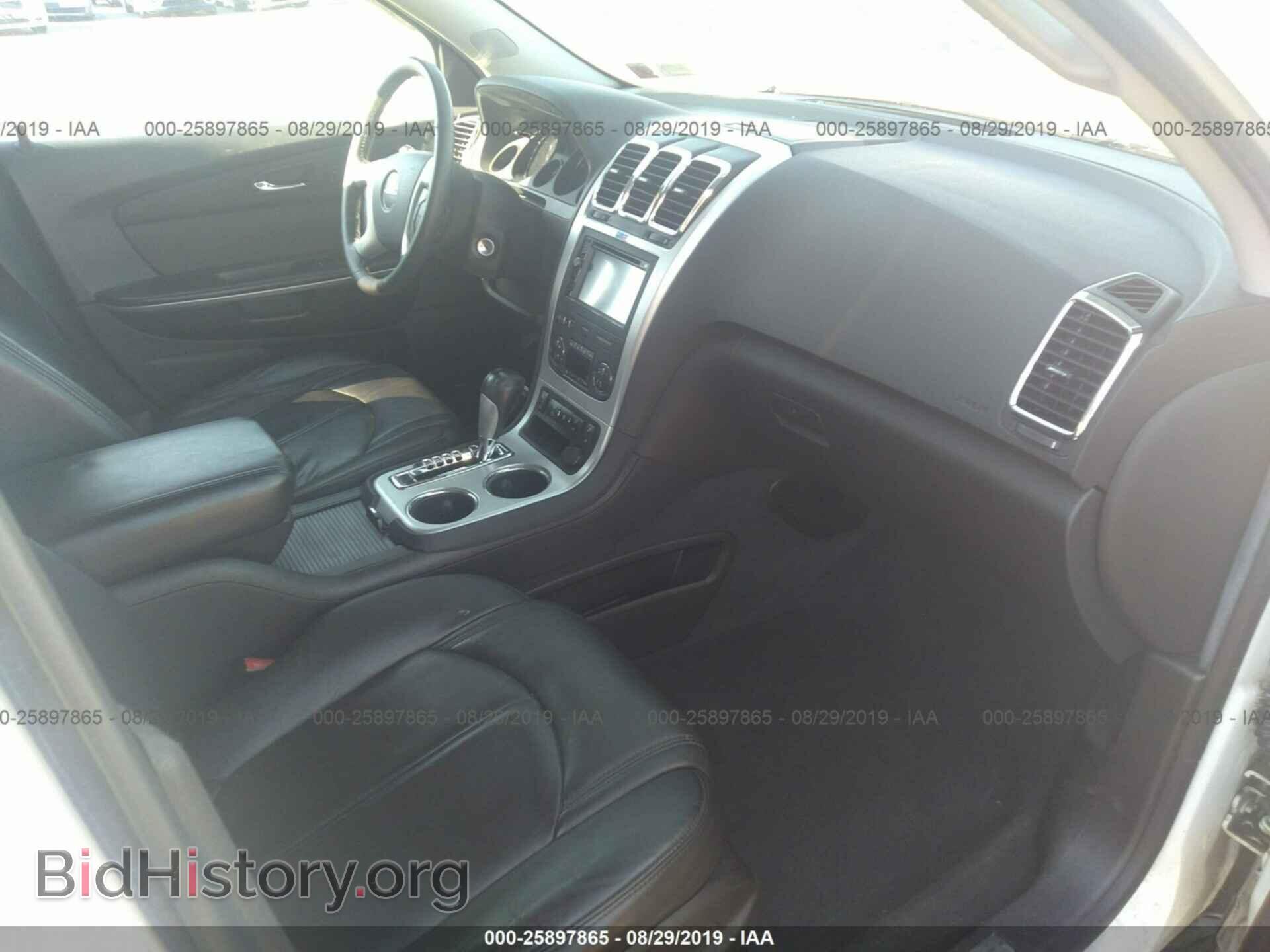 2011 GMC ACADIA - VIN: 1GKKVRED9BJ370424 - Фото 5