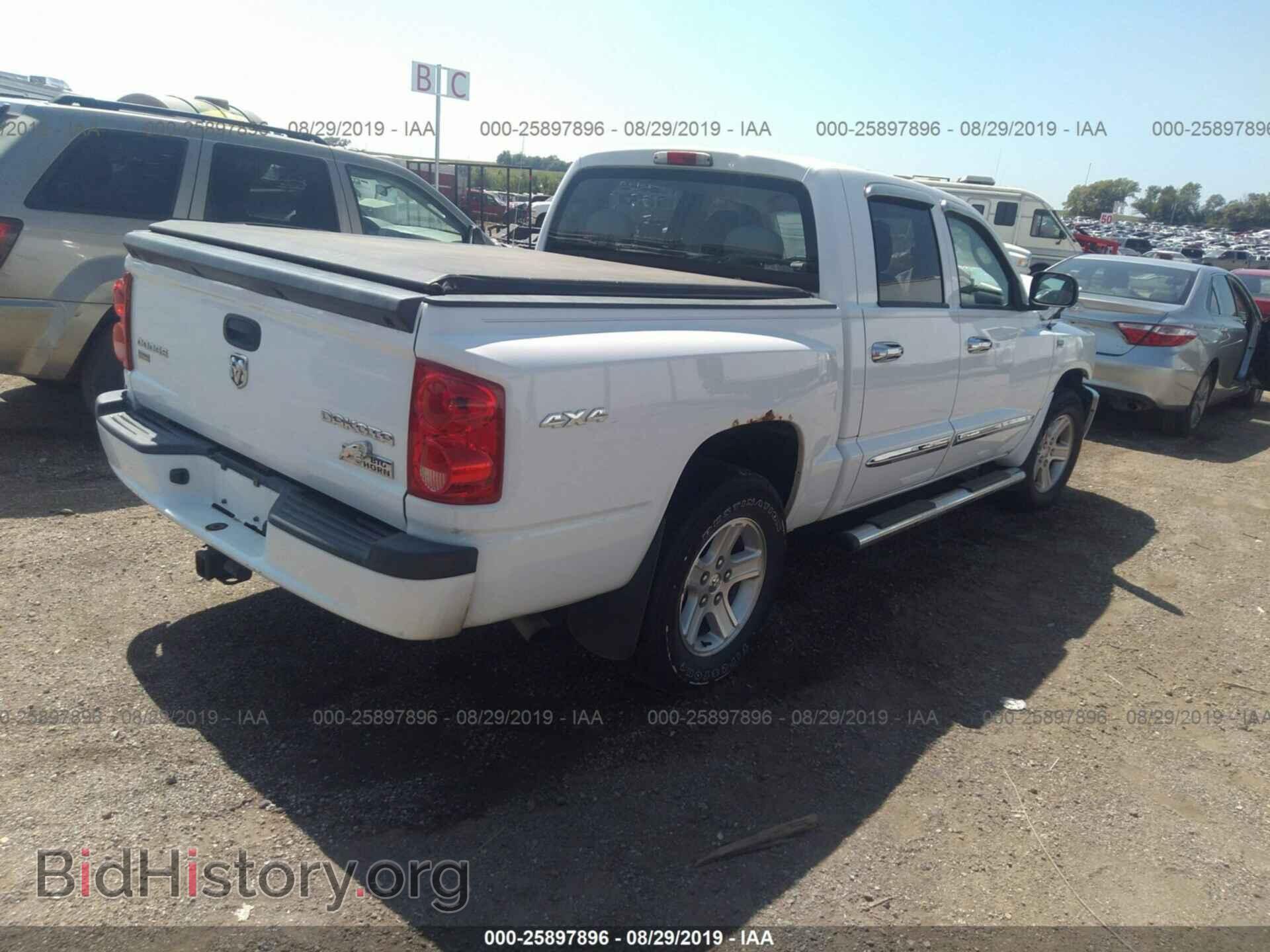 2011 DODGE DAKOTA - VIN: 1D7RW3GP2BS528789 - Фото 4