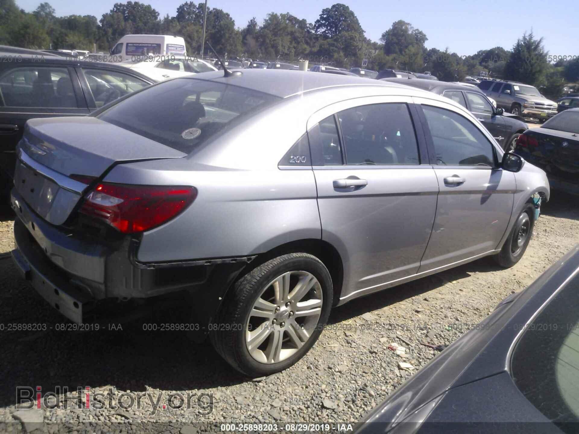 2013 CHRYSLER 200 - VIN: 1C3CCBAB5DN761409 - Photo 4