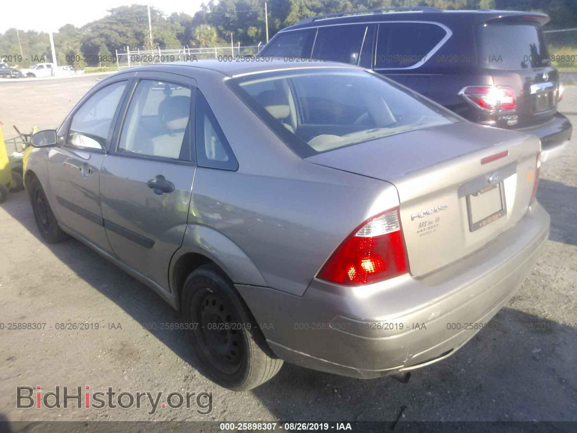 2005 FORD FOCUS - VIN: 1FAFP34N55W140942 - Фото 3