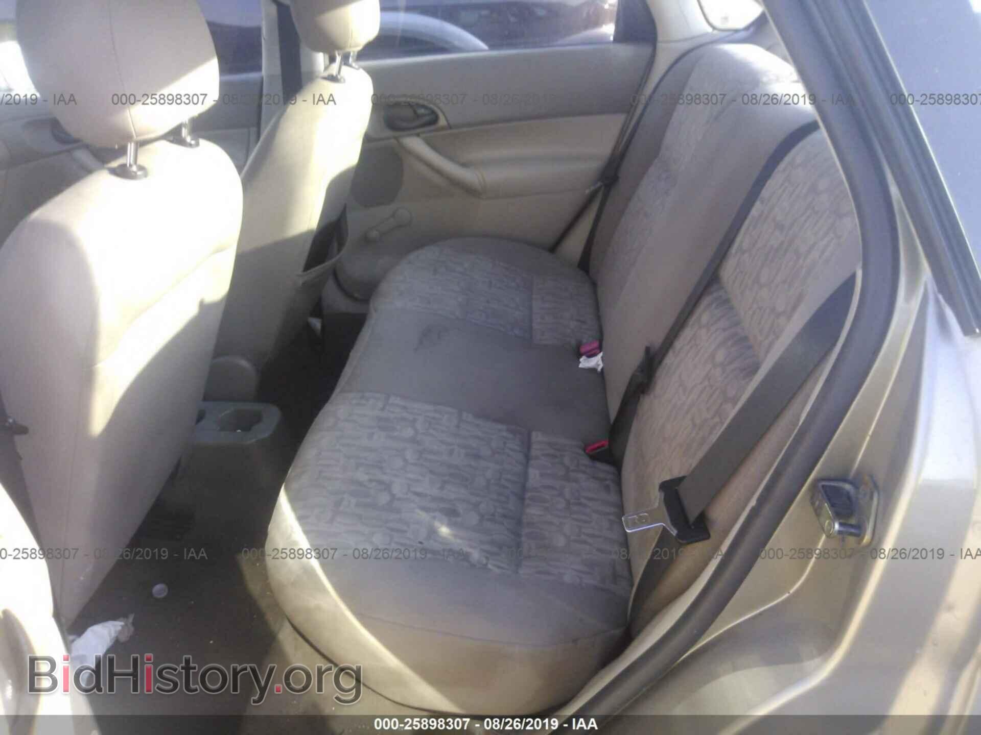 2005 FORD FOCUS - VIN: 1FAFP34N55W140942 - Фото 8