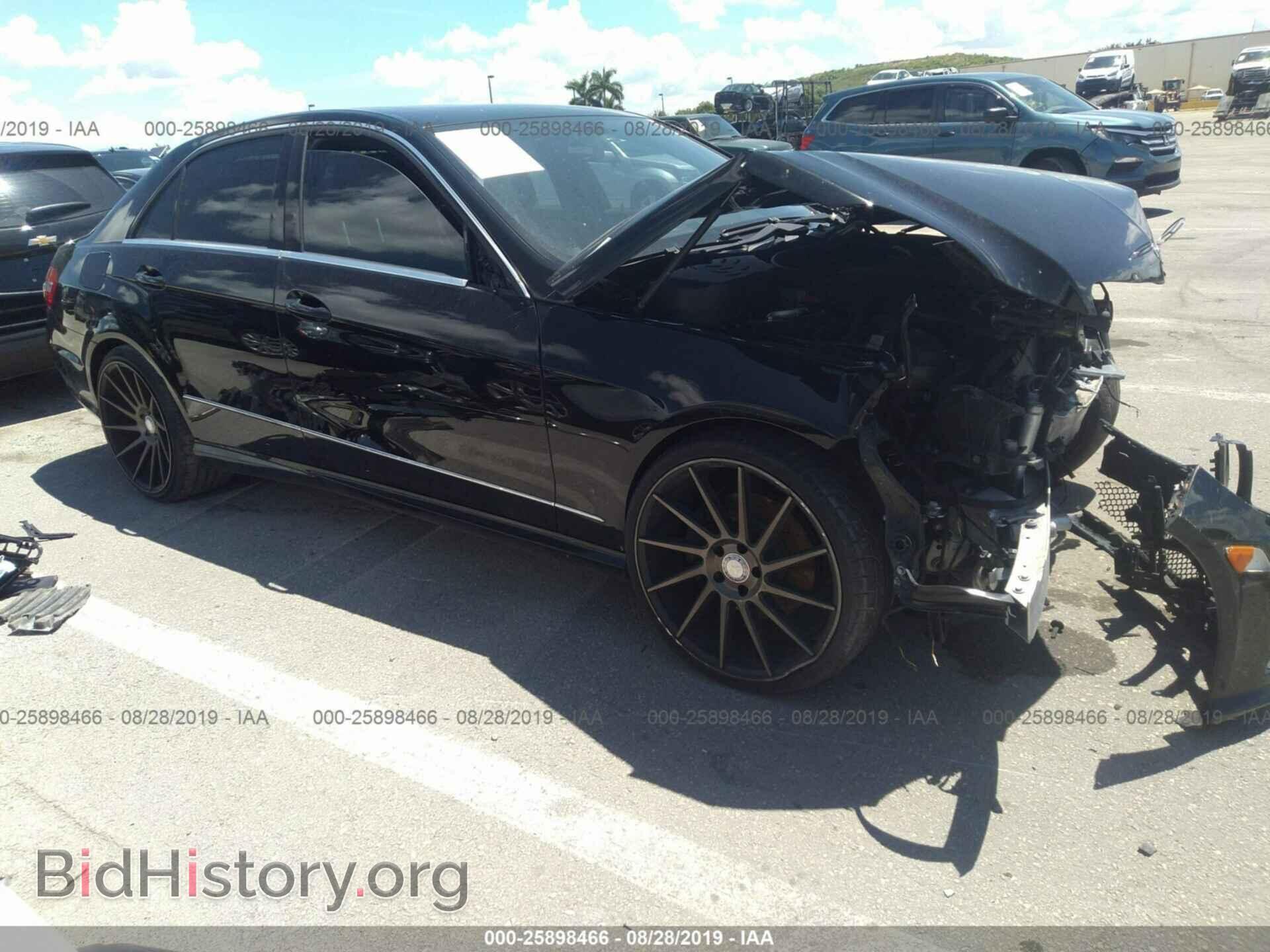 Photo WDDHF5KB8CA587307 - MERCEDES-BENZ E 2012