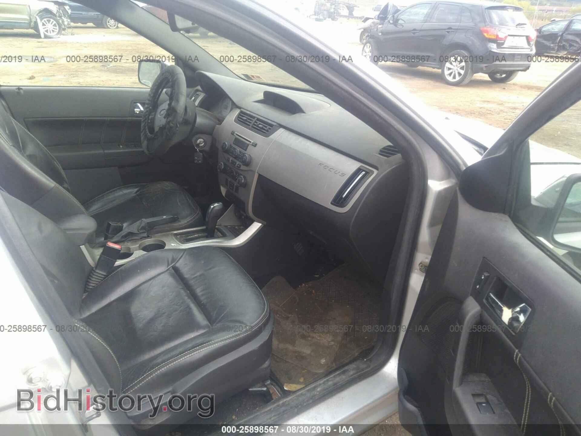 2009 FORD FOCUS - VIN: 1FAHP37N49W200736 - Photo 5
