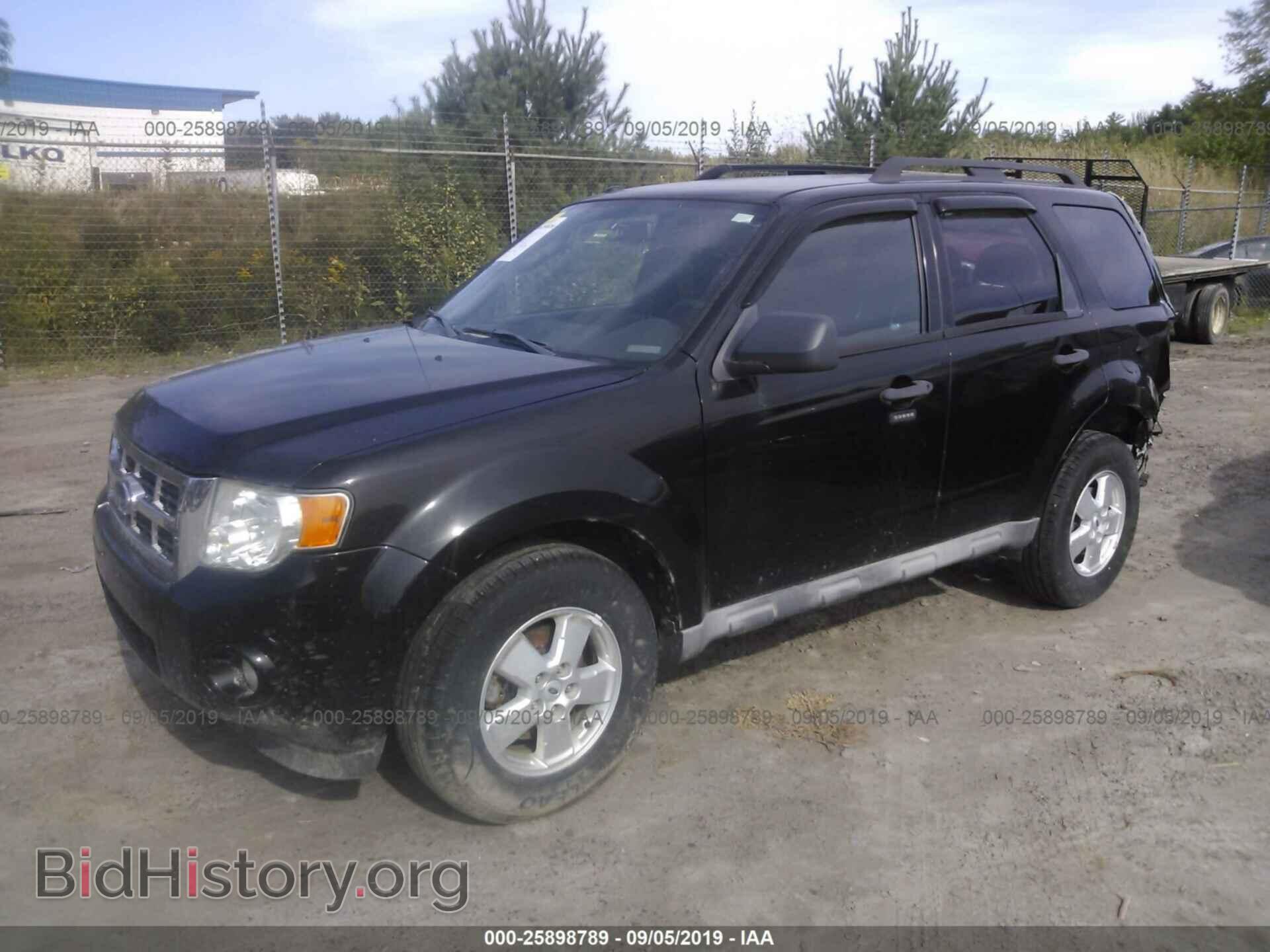 2009 FORD ESCAPE - VIN: 1FMCU93G29KC20655 - Фото 2