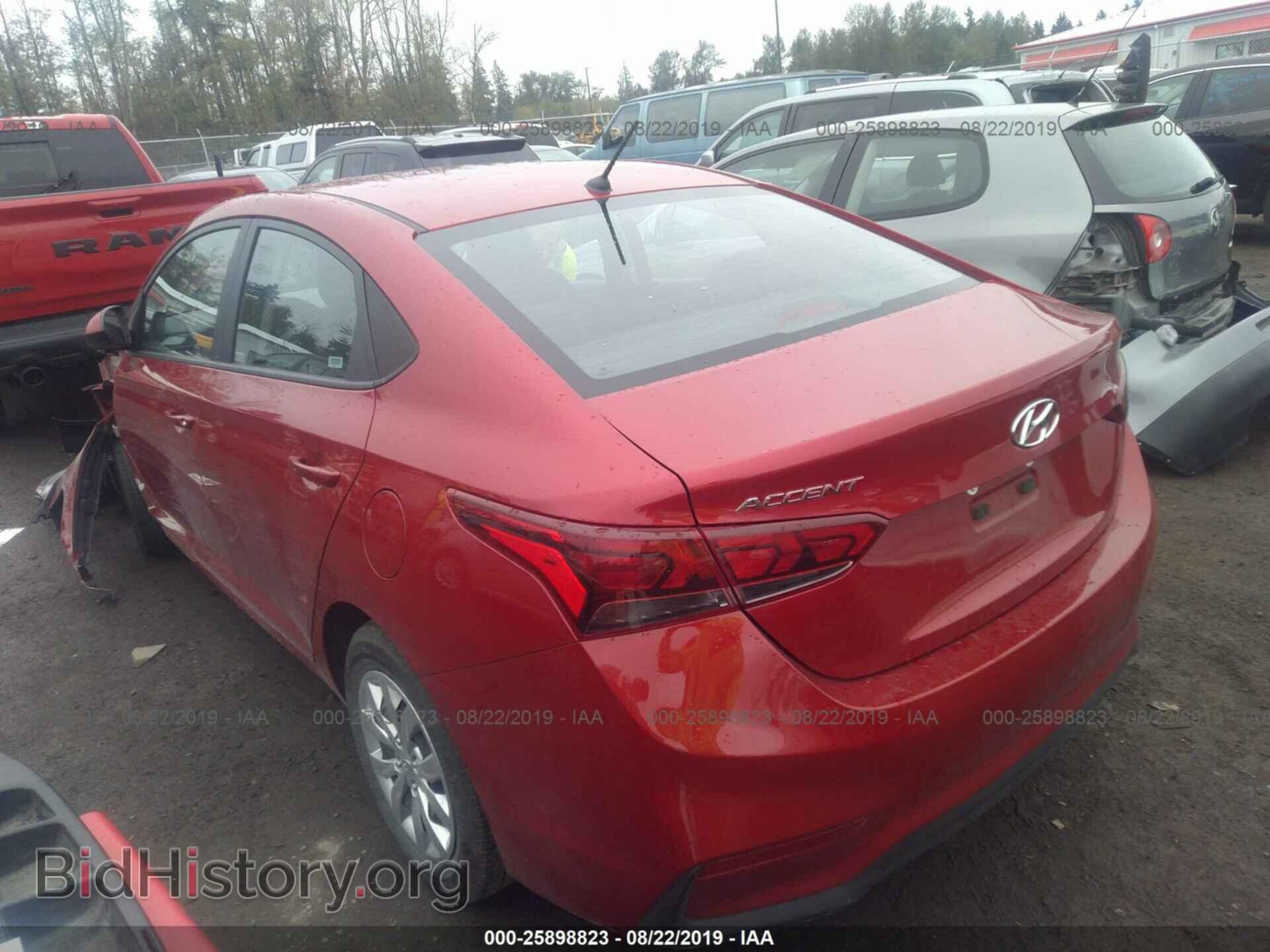 2018 HYUNDAI ACCENT - VIN: 3KPC24A39JE017606 - Фото 3