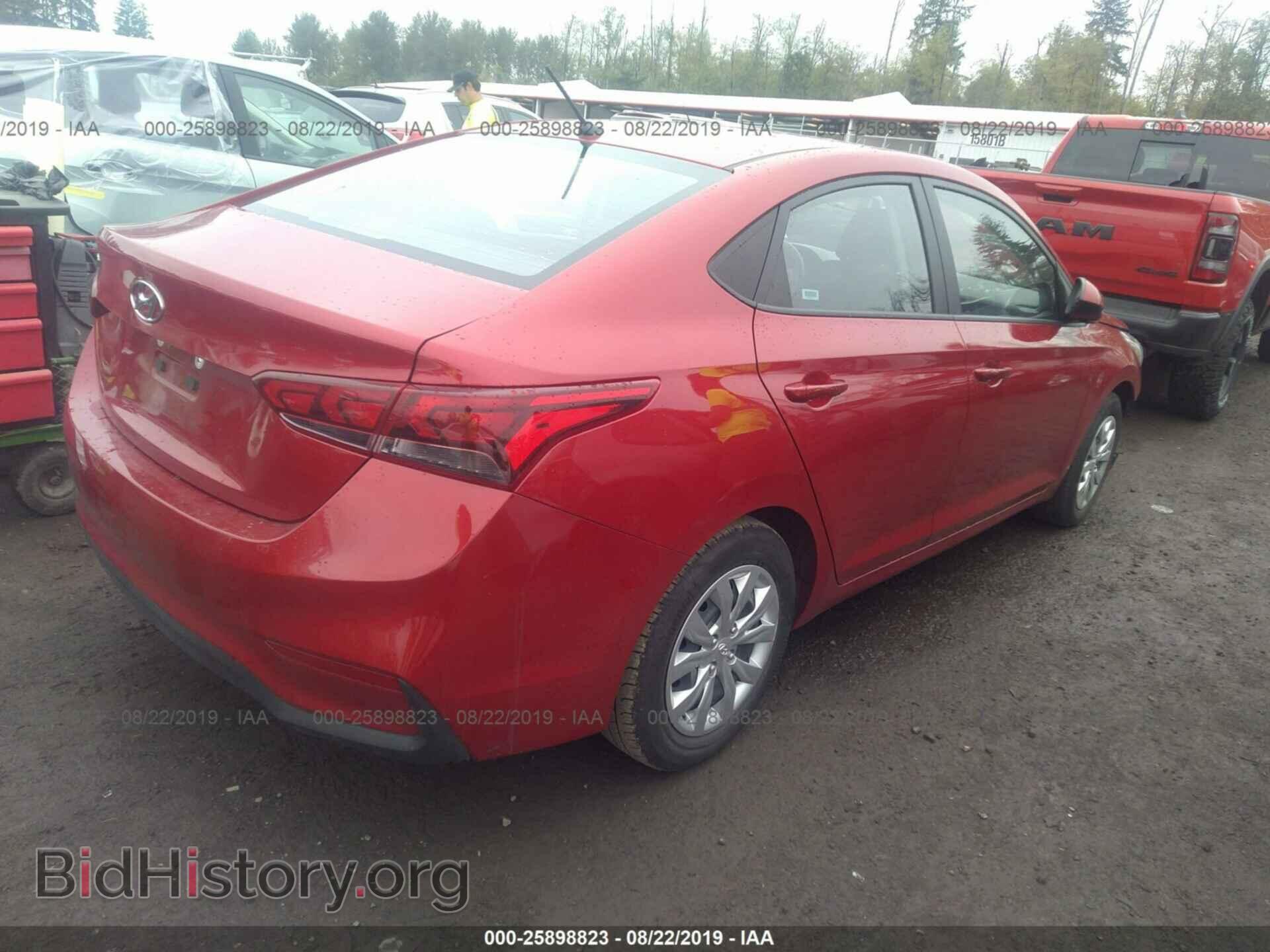 2018 HYUNDAI ACCENT - VIN: 3KPC24A39JE017606 - Фото 4
