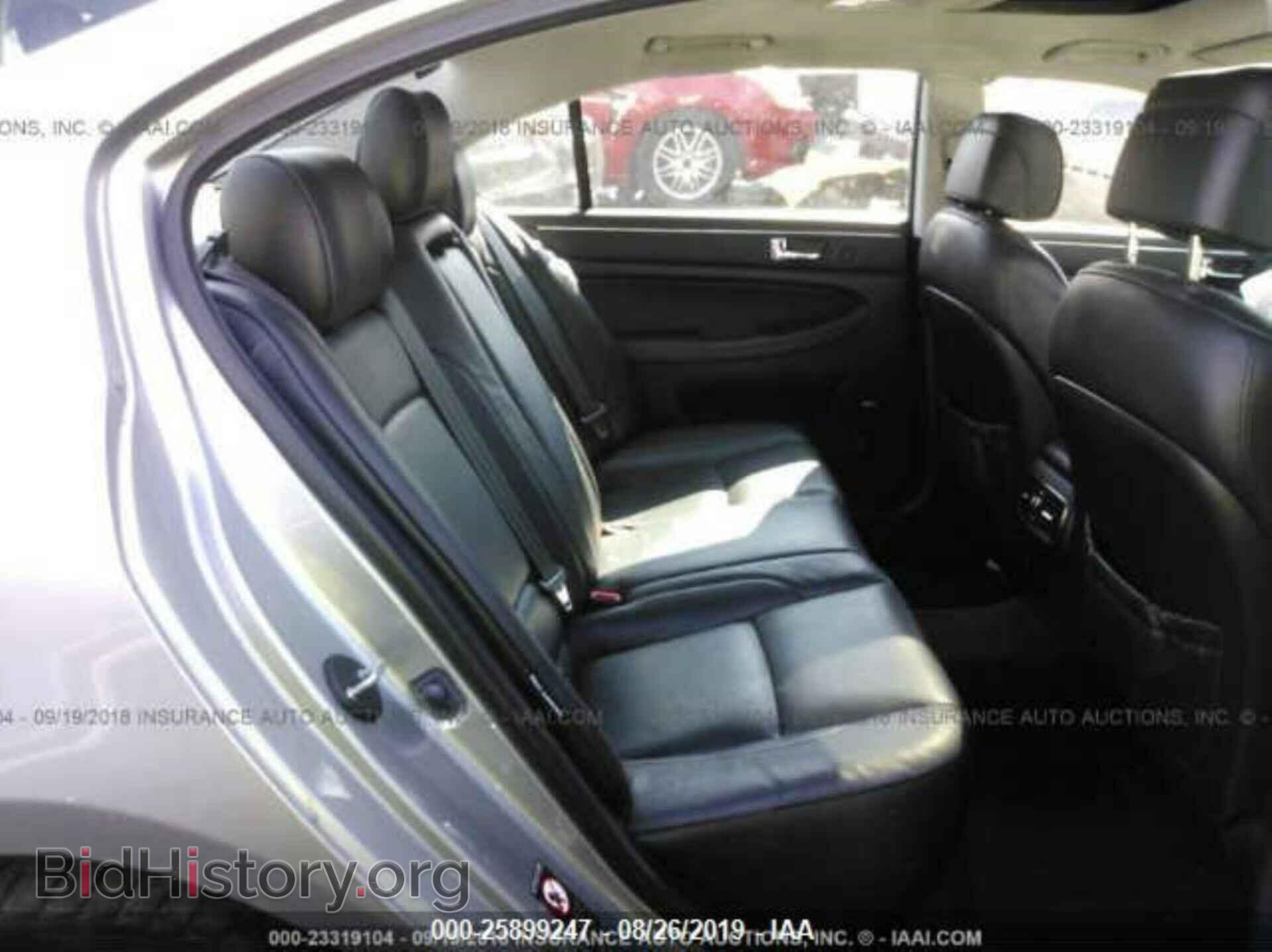 2009 HYUNDAI GENESIS - VIN: KMHGC46E09U035381 - Фото 8