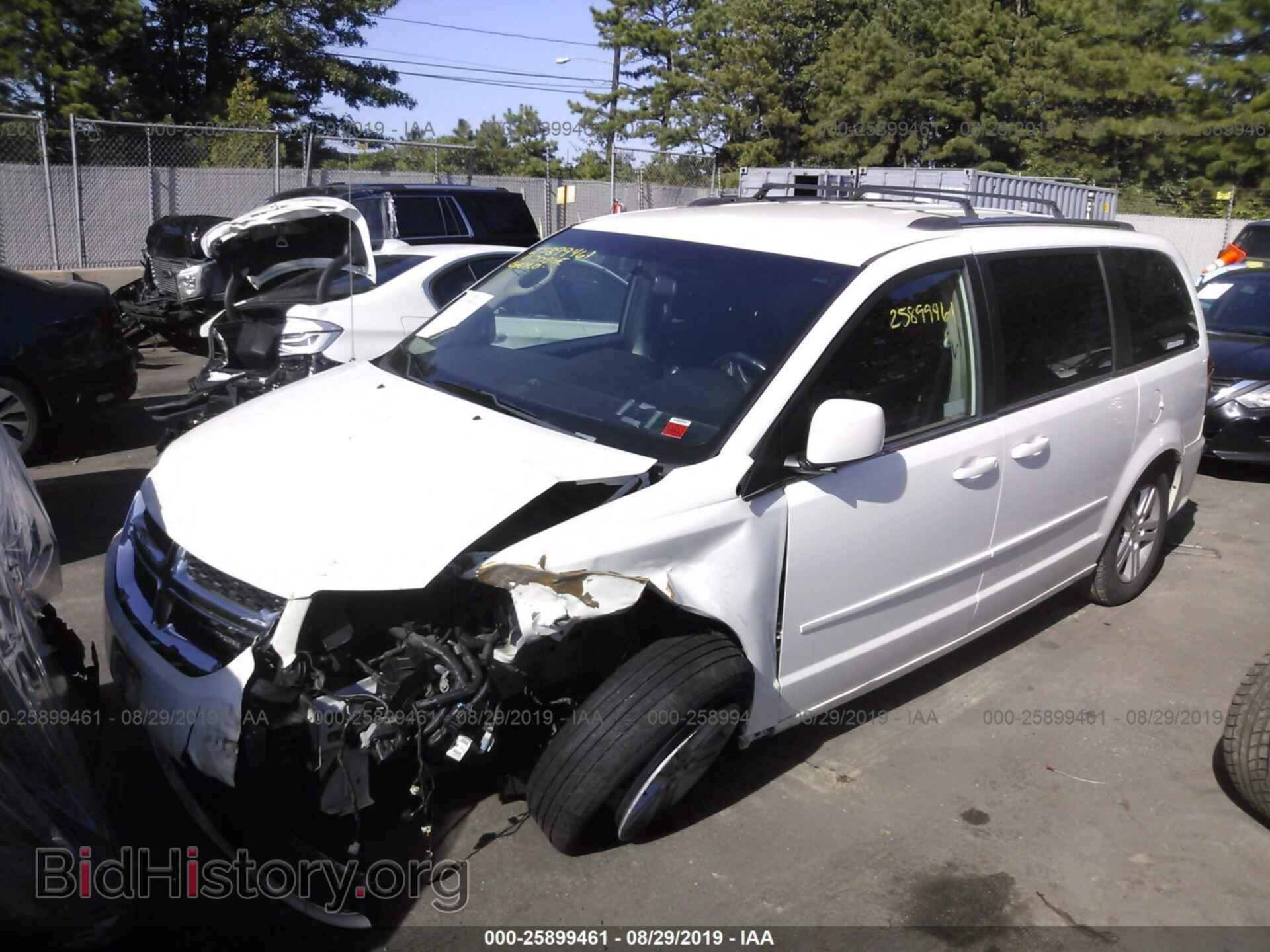 2011 DODGE GRAND CARAVAN - VIN: 2D4RN5DG3BR738397 - Photo 2