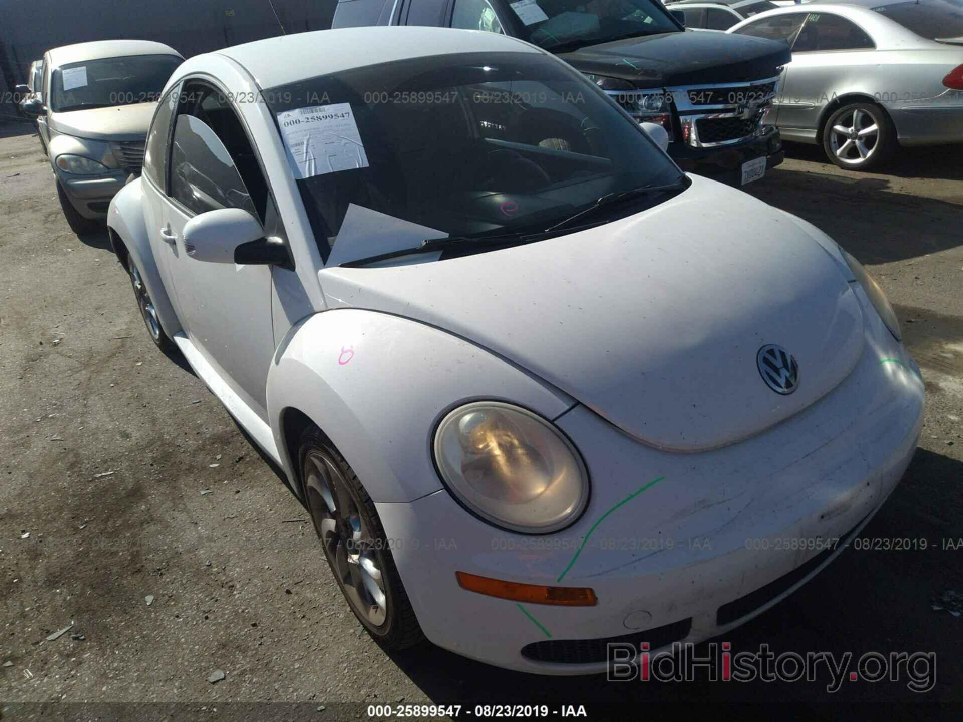 Photo 3VWPG3AG9AM009380 - VOLKSWAGEN NEW BEETLE 2010