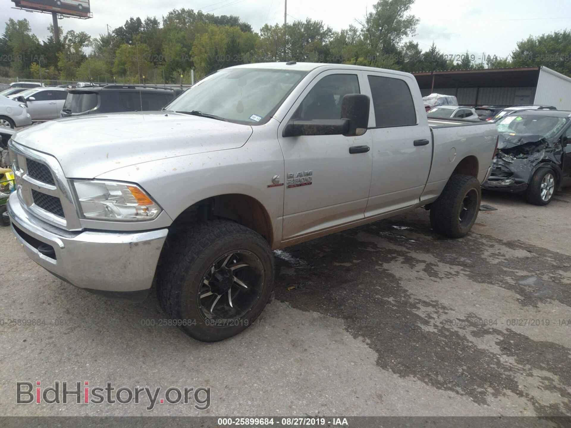 2018 RAM 2500 - VIN: 3C6UR5CL3JG147931 - Фото 2