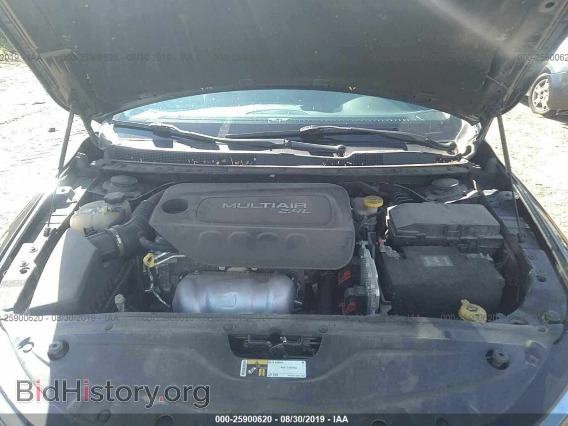 2016 CHRYSLER 200 - VIN: 1C3CCCAB7GN111409 - Photo 10