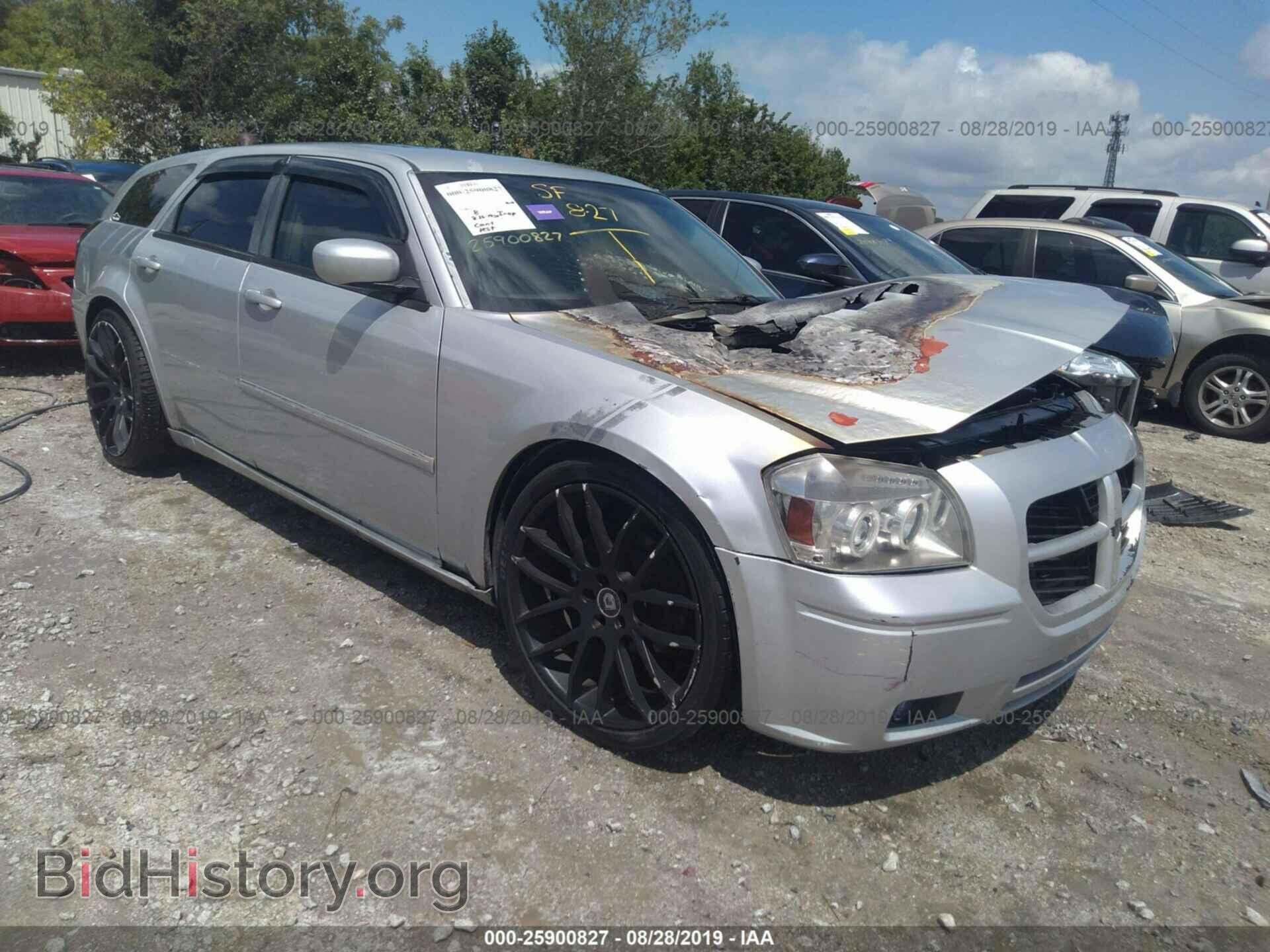Photo 2D4FV48VX5H648132 - DODGE MAGNUM 2005