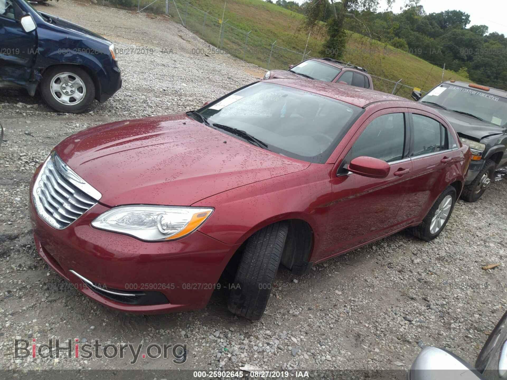 2013 CHRYSLER 200 - VIN: 1C3CCBBB9DN656869 - Фото 2