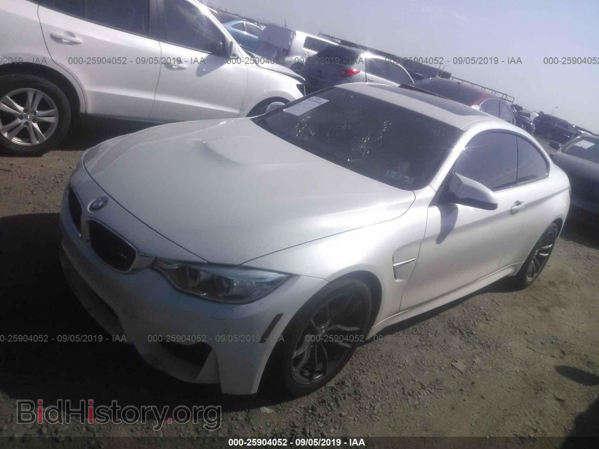 2016 BMW M4 - VIN: WBS3R9C51GK337105 - Фото 2