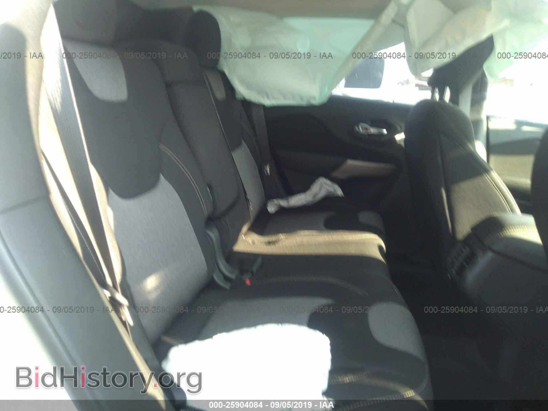 2018 JEEP CHEROKEE - VIN: 1C4PJLCB8JD544895 - Фото 8
