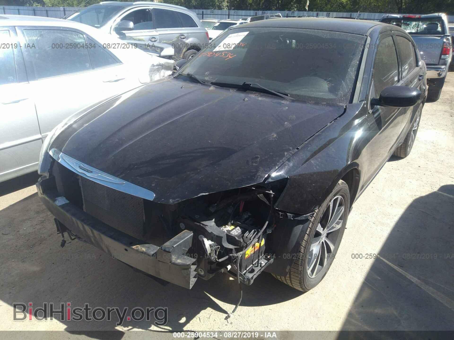 2013 CHRYSLER 200 - VIN: 1C3CCBBB8DN574602 - Фото 2