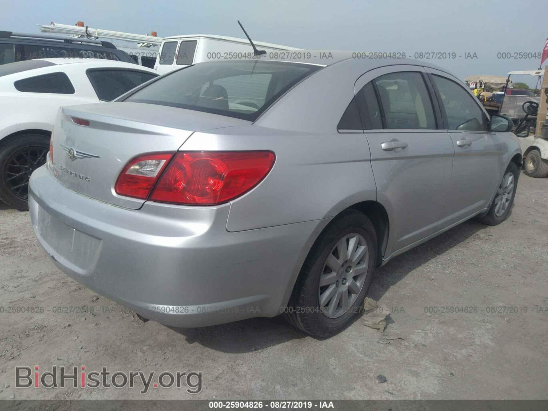 2010 CHRYSLER SEBRING - VIN: 1C3CC4FB9AN199935 - Фото 4