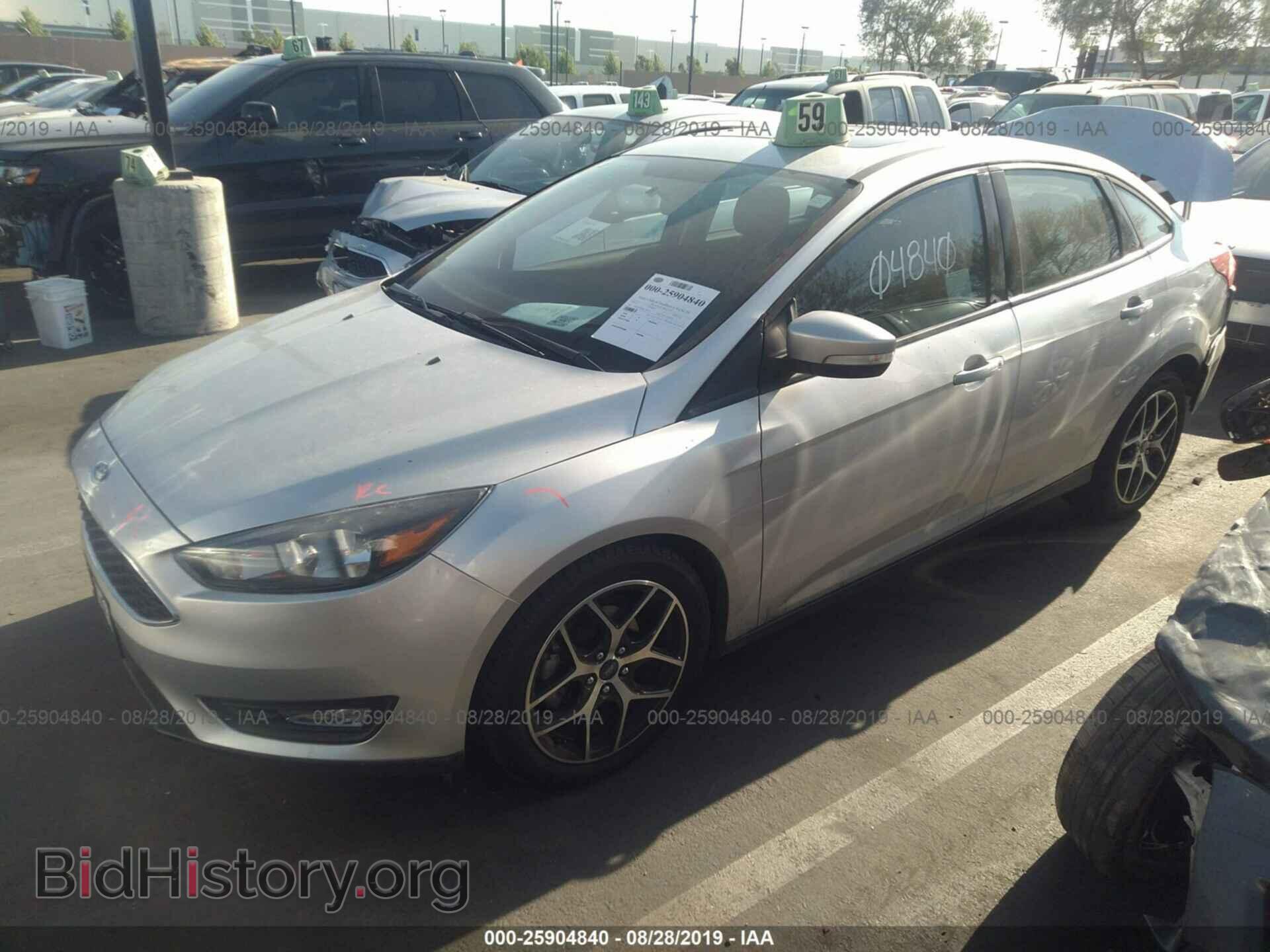 2017 FORD FOCUS - VIN: 1FADP3H26HL258379 - Фото 2