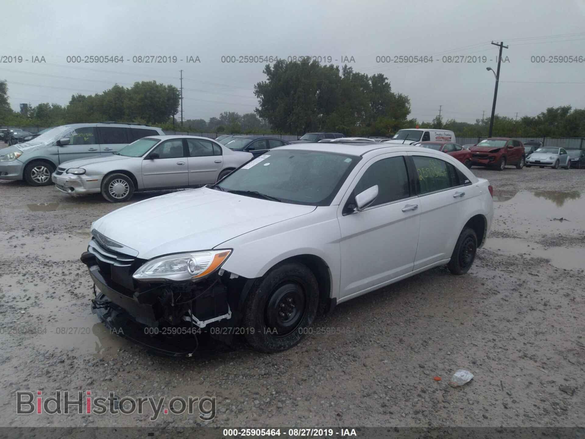 2012 CHRYSLER 200 - VIN: 1C3CCBCB8CN269176 - Photo 2