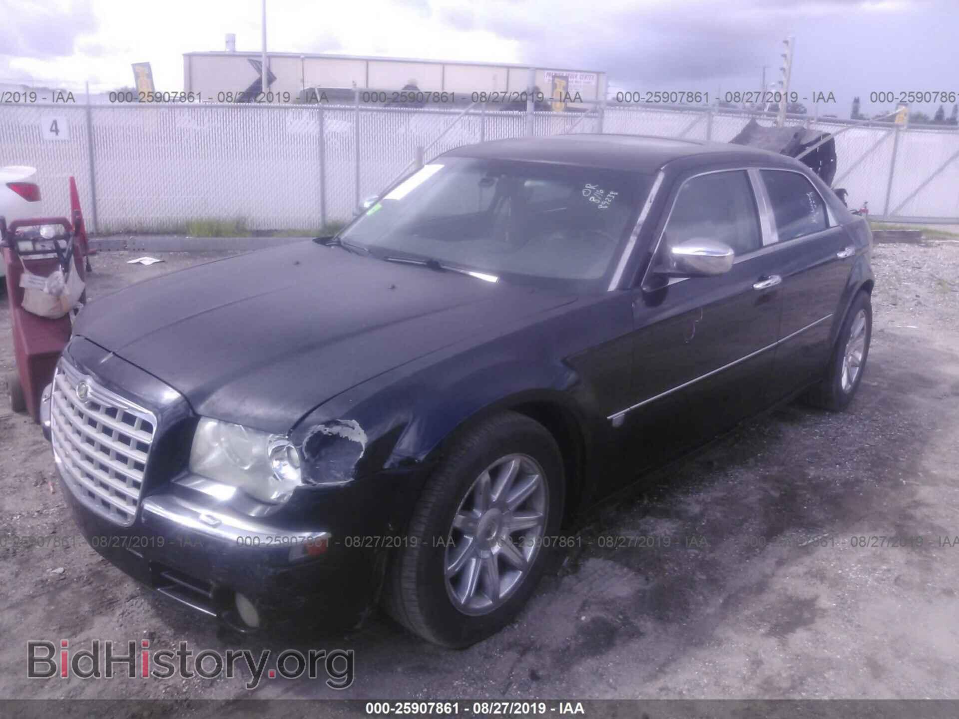 2005 CHRYSLER 300C - VIN: 2C3AA63H65H504338 - Фото 2