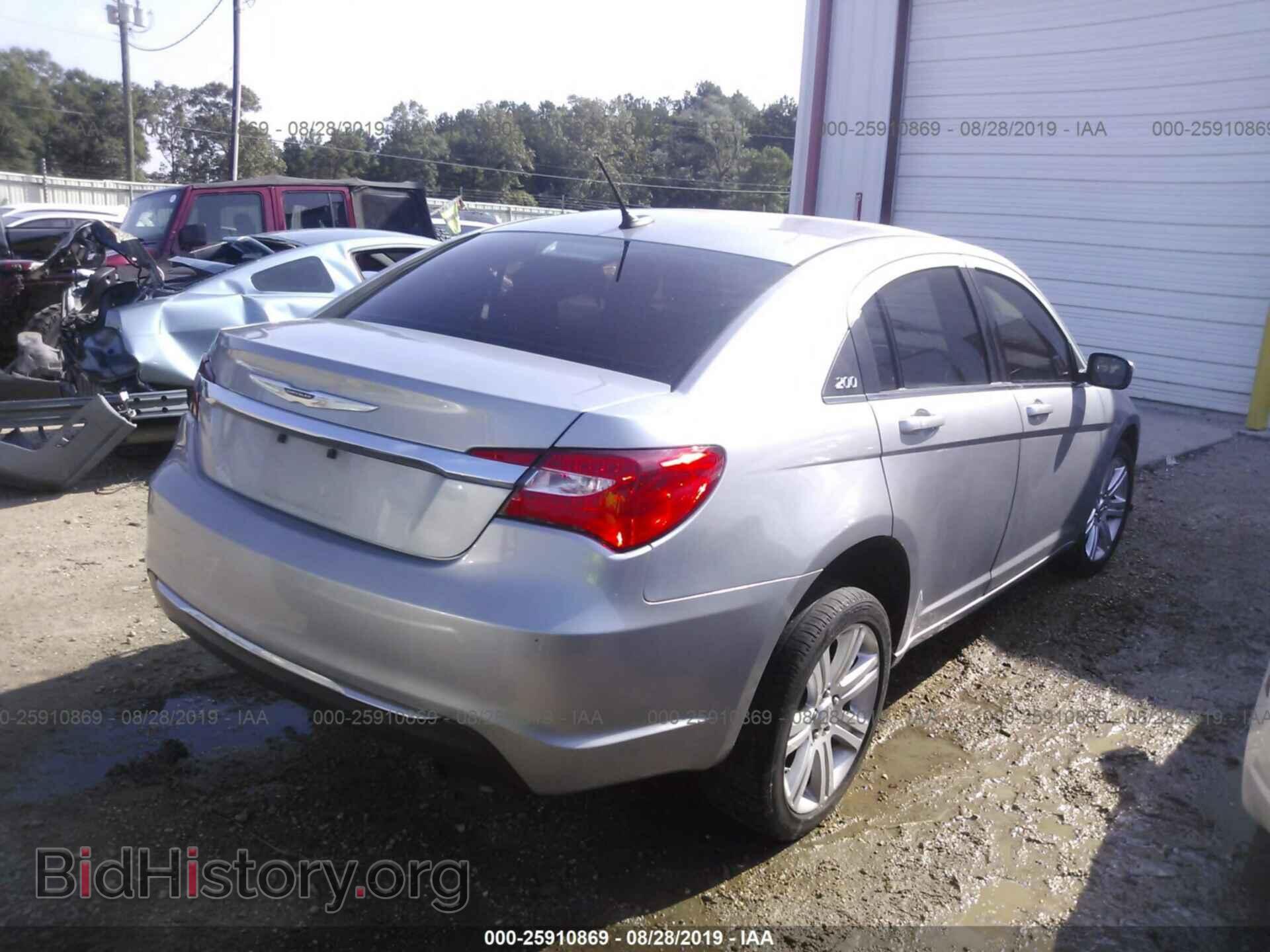 2014 CHRYSLER 200 - VIN: 1C3CCBBB8EN132176 - Фото 4