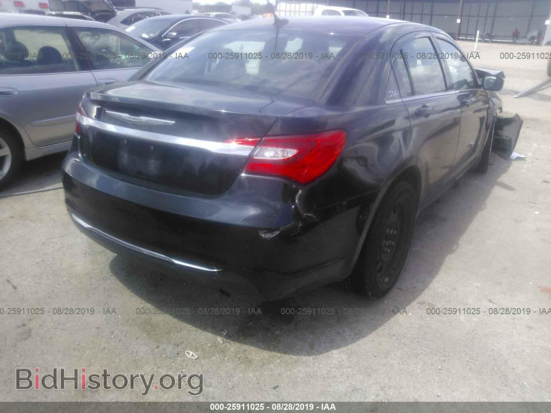 2012 CHRYSLER 200 - VIN: 1C3CCBAB5CN163139 - Фото 4
